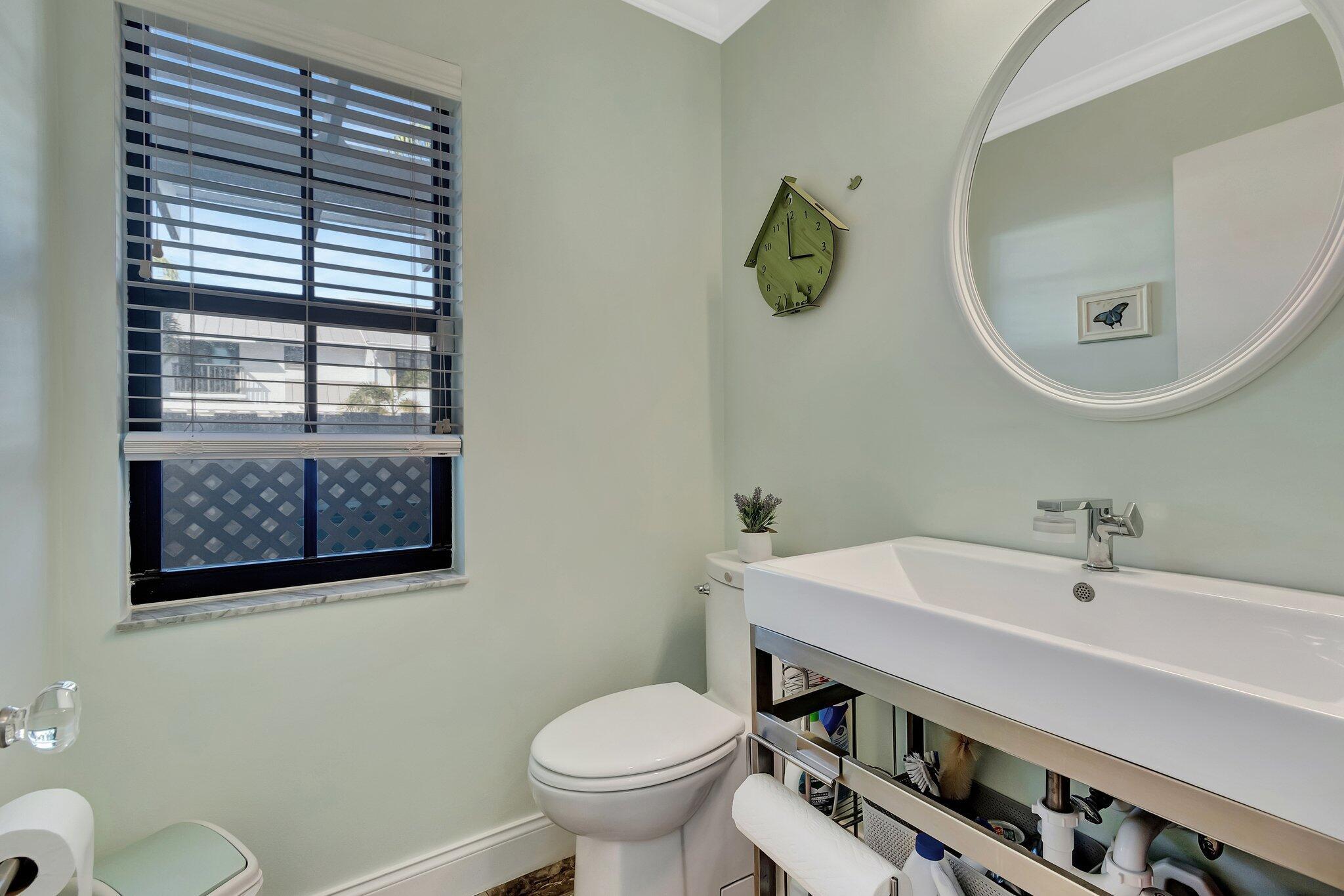 732 NE 12th Ter #6 Boynton Beach, FL 33435