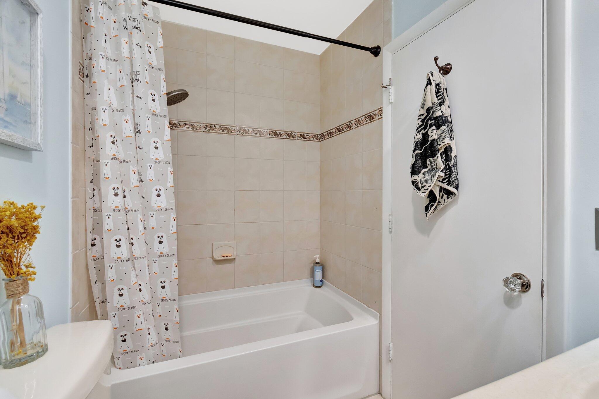 732 NE 12th Ter #6 Boynton Beach, FL 33435