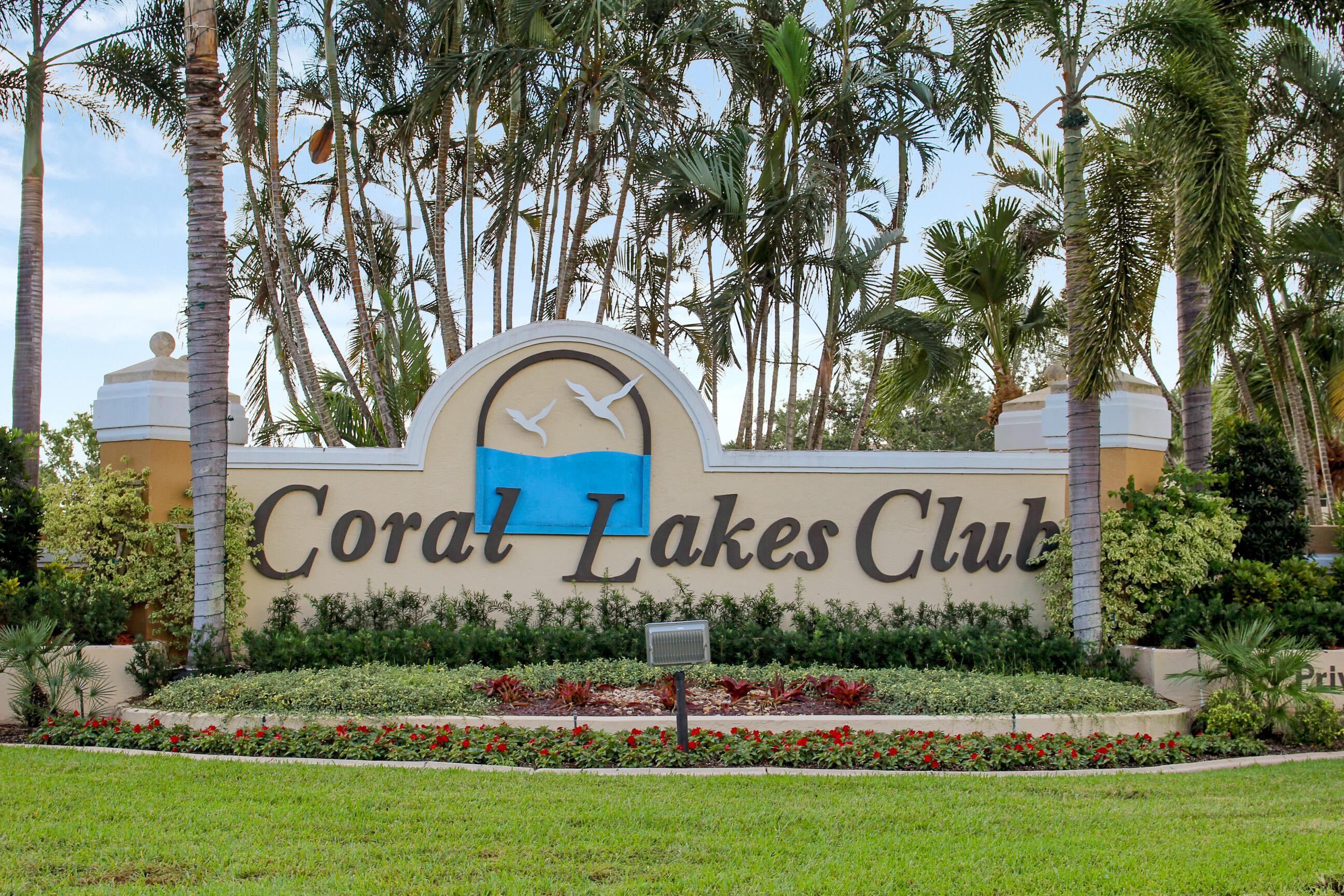 6451 Tiara Dr Boynton Beach, FL 33437