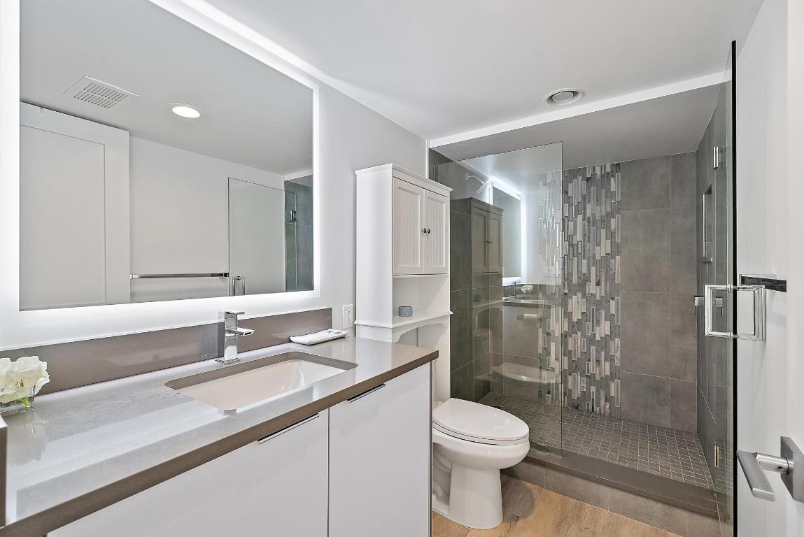 104 Sunfish Jupiter, FL 33477