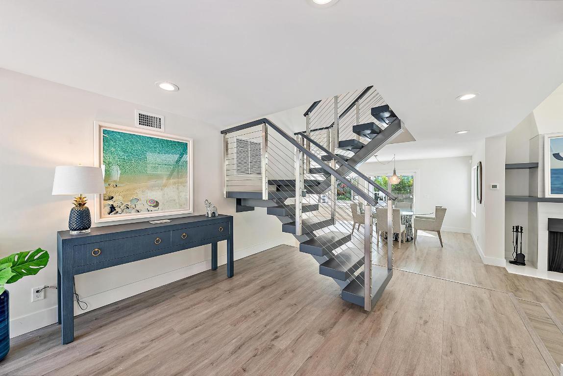 104 Sunfish Jupiter, FL 33477