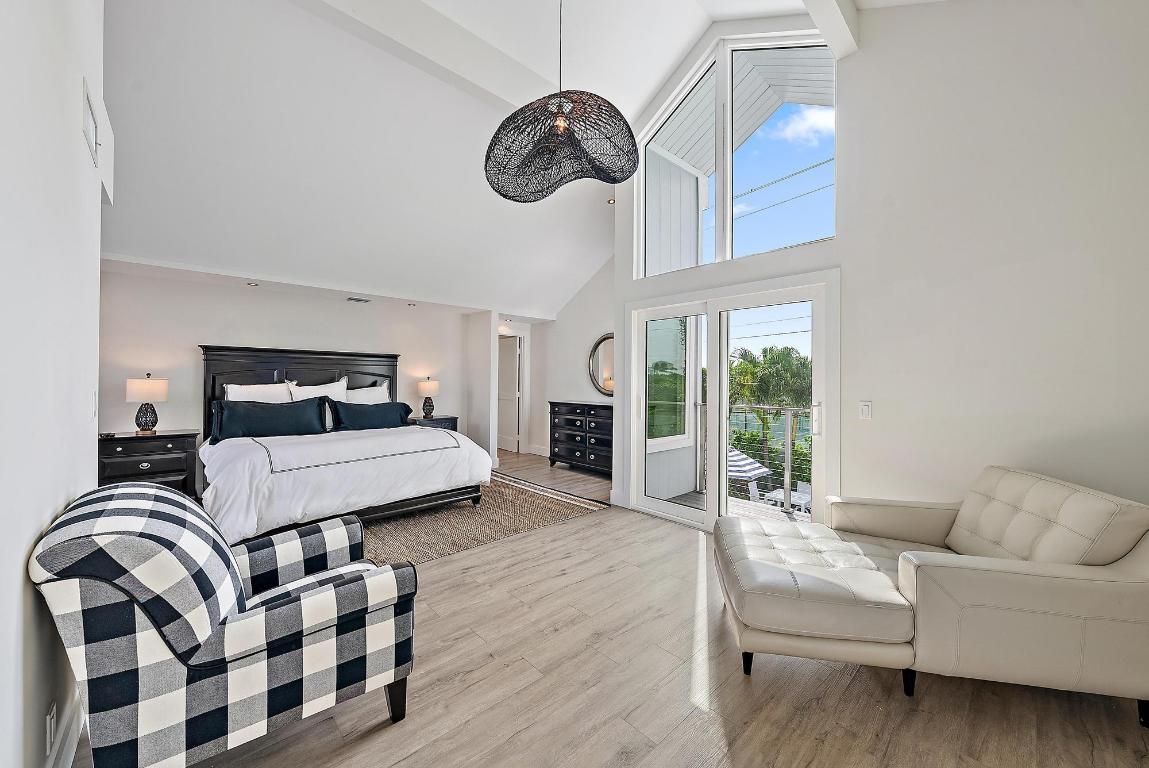 104 Sunfish Jupiter, FL 33477