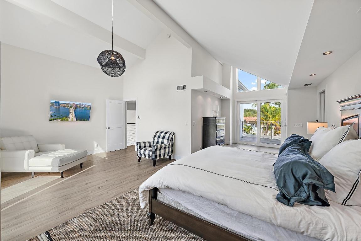 104 Sunfish Jupiter, FL 33477