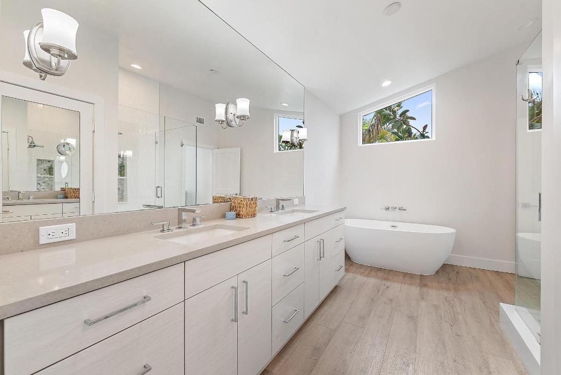 104 Sunfish Jupiter, FL 33477