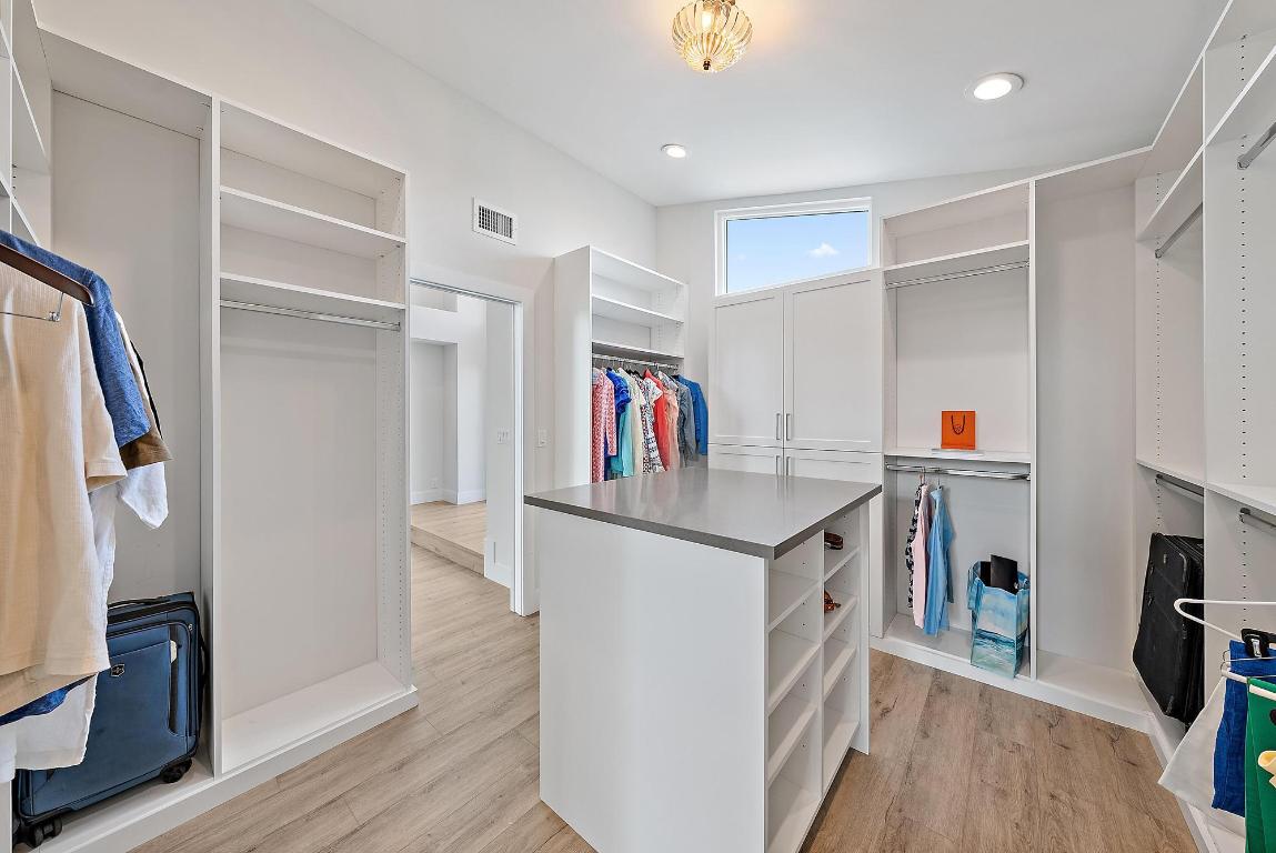 104 Sunfish Jupiter, FL 33477