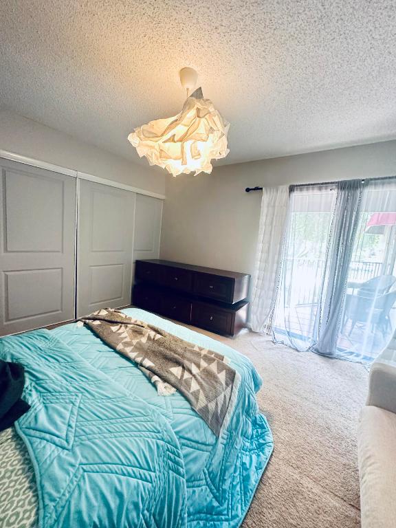 4260 Village #B Delray Beach, FL 33445