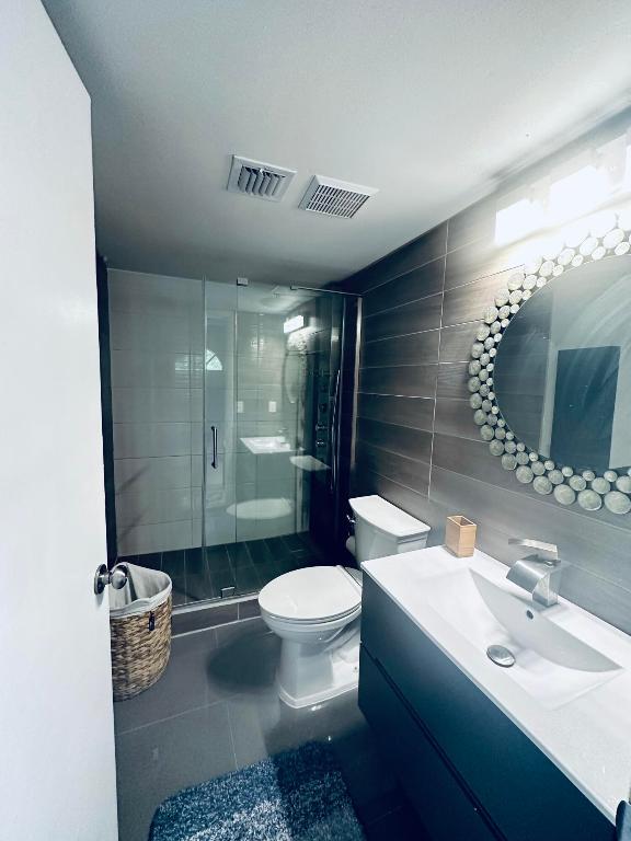 4260 Village #B Delray Beach, FL 33445