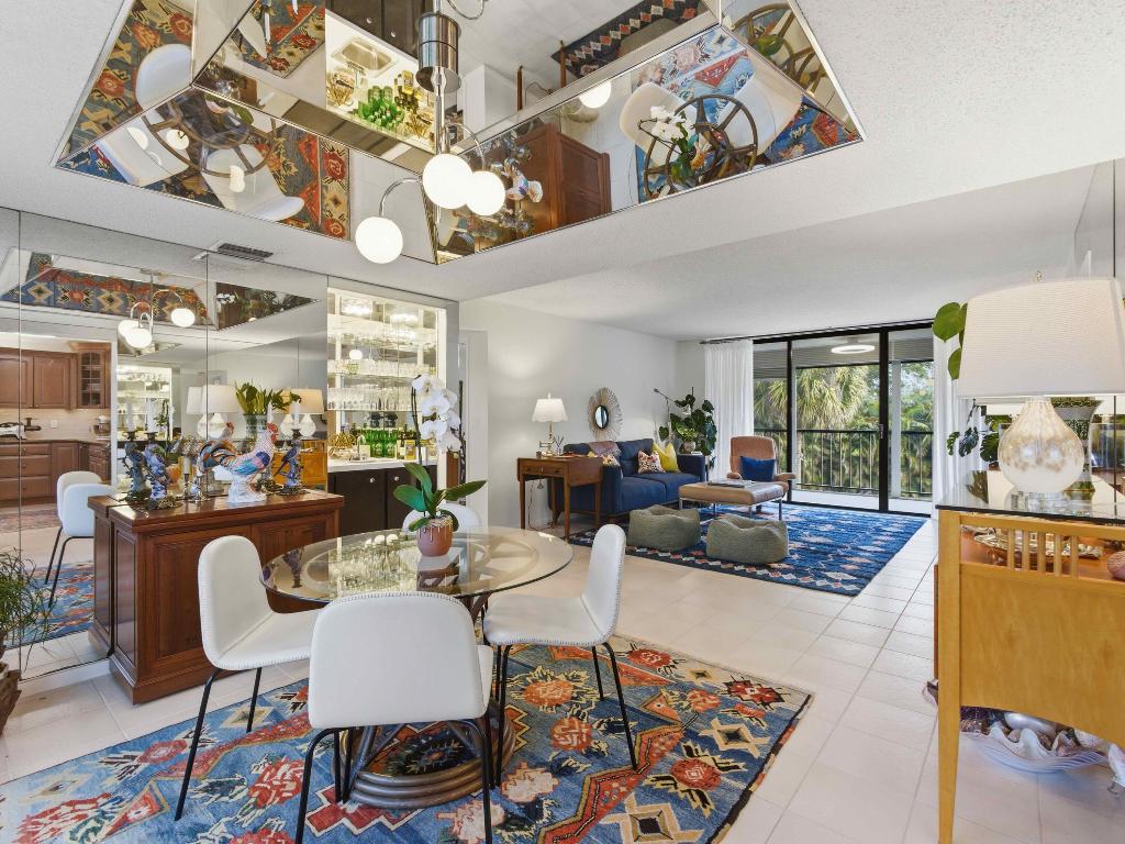 2520 Presidential #203