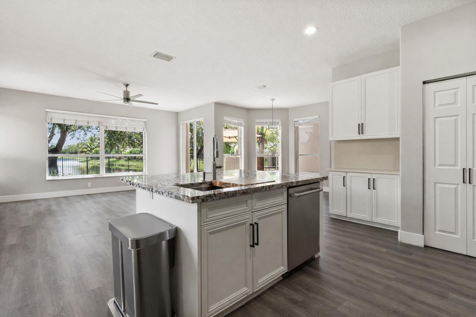 4166 Wellington Shores Wellington, FL 33449