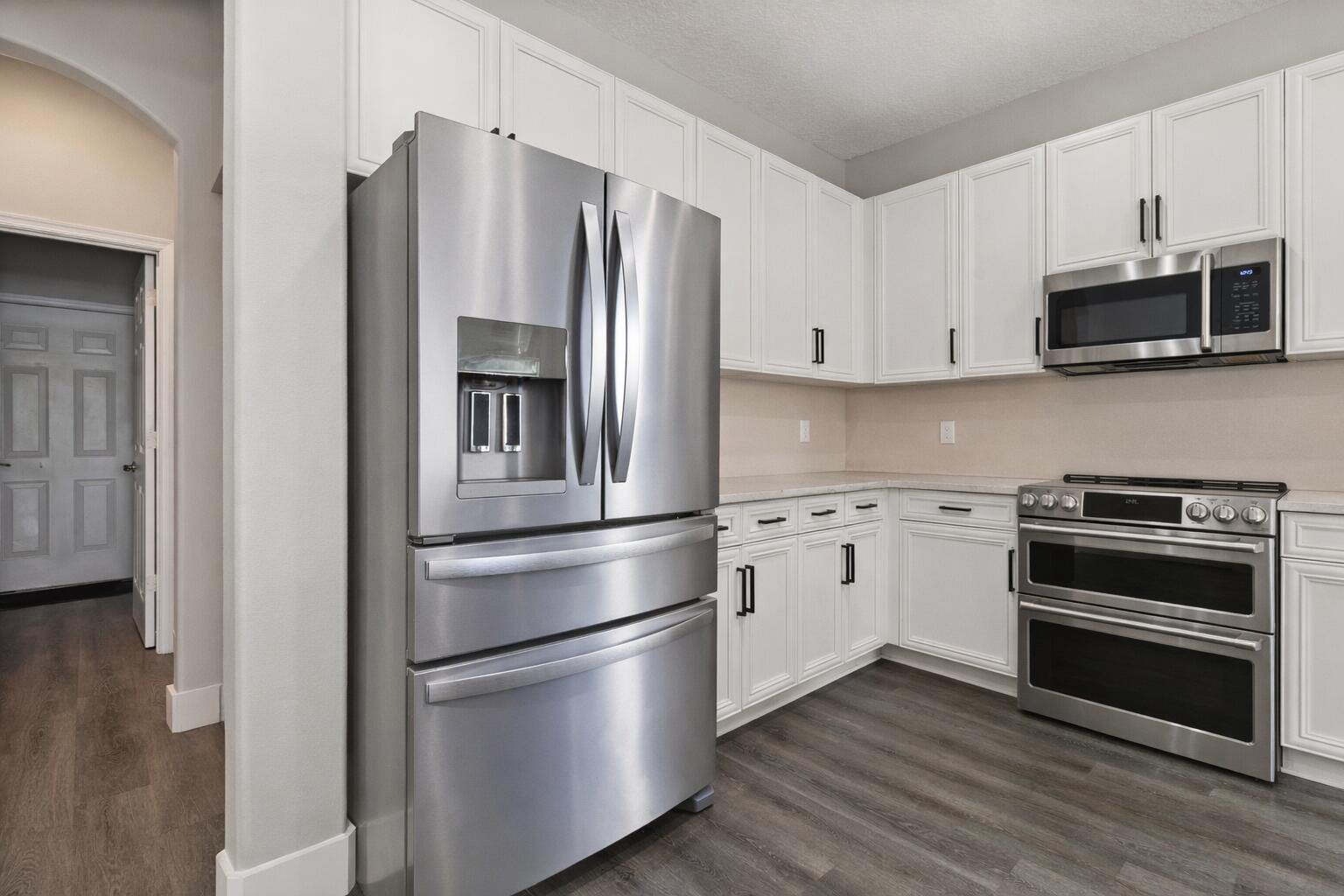 4166 Wellington Shores Wellington, FL 33449