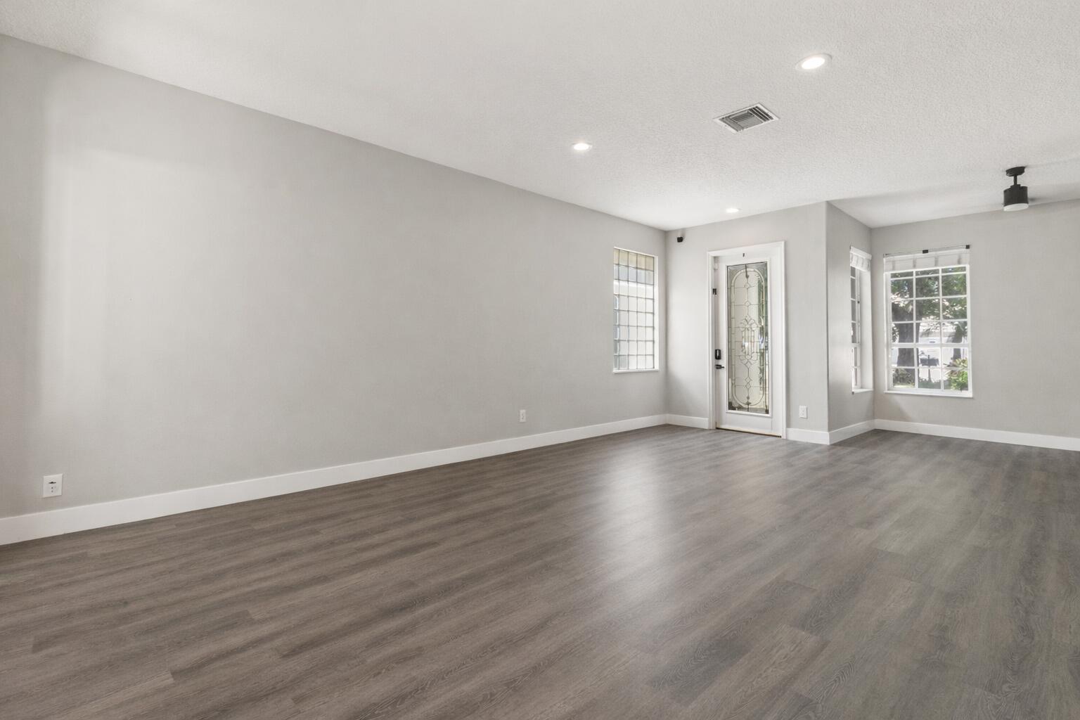 4166 Wellington Shores Wellington, FL 33449