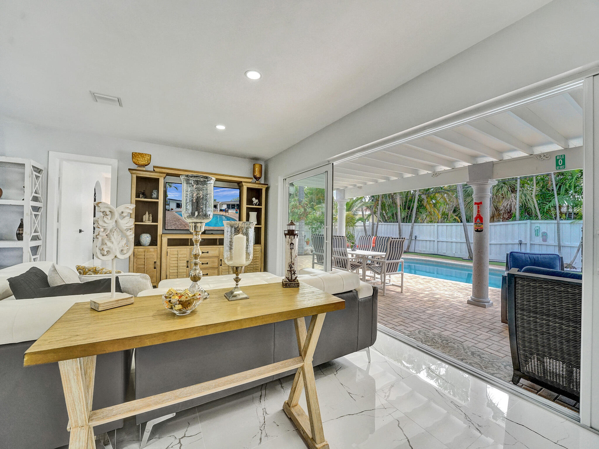 3204 Robbins Pompano Beach, FL 33062