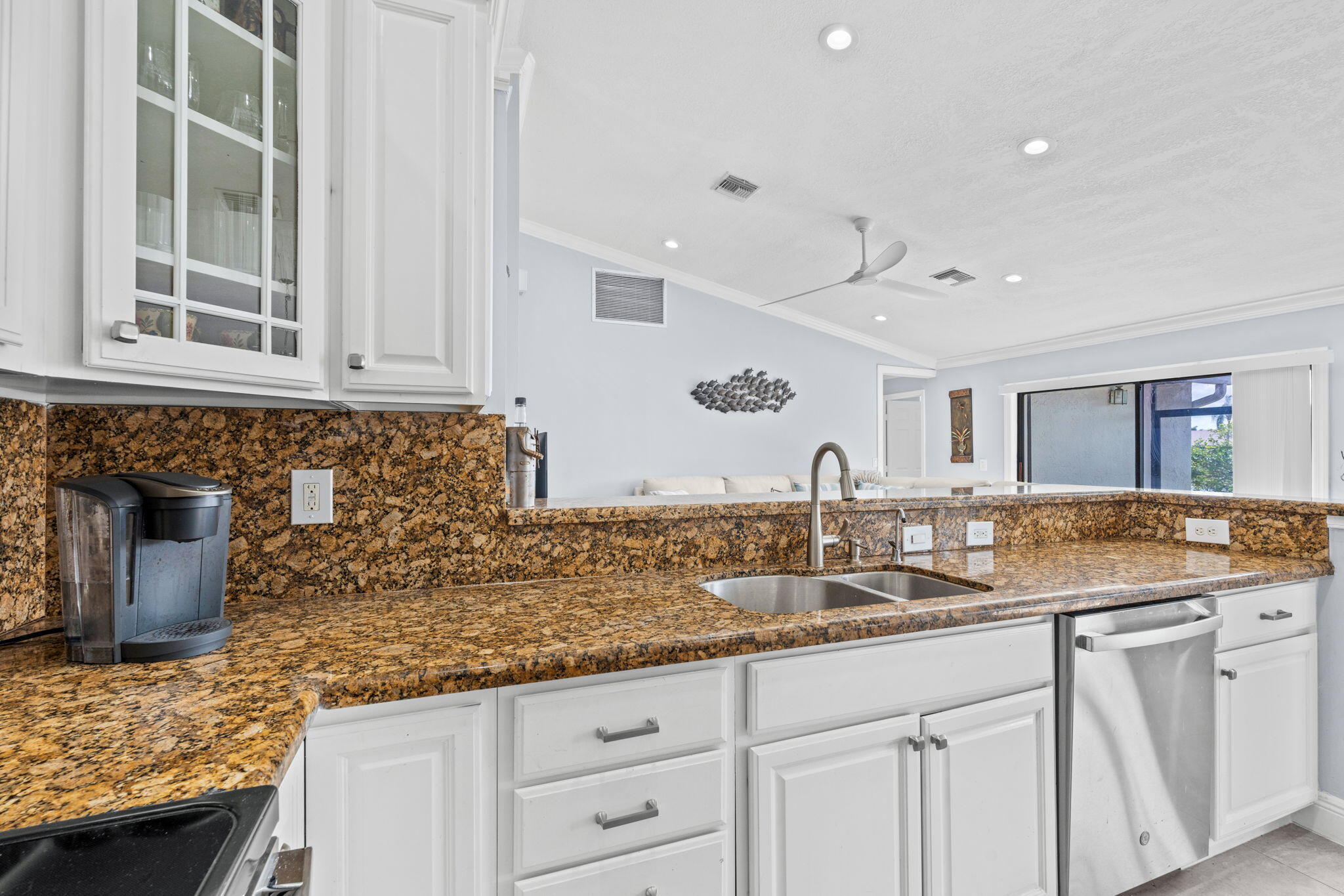 5637 Egret Isle Lake Worth, FL 33467