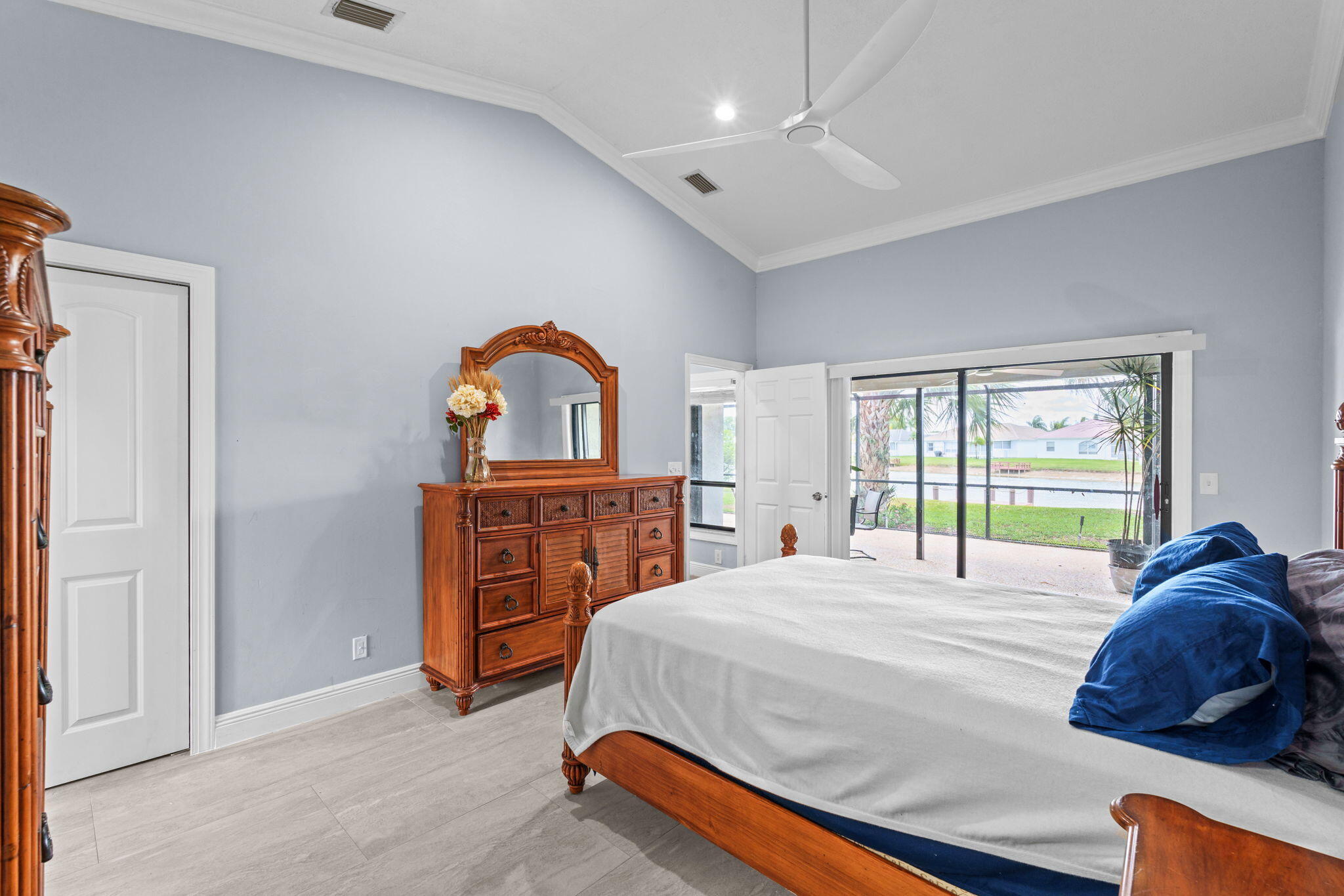 5637 Egret Isle Lake Worth, FL 33467