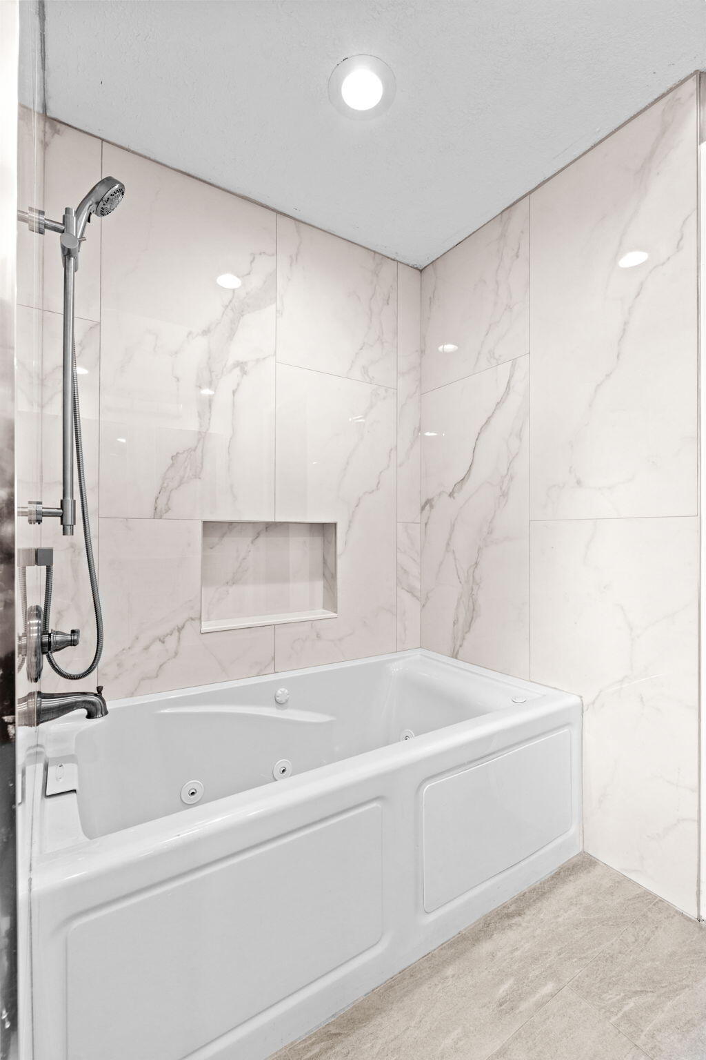 5637 Egret Isle Lake Worth, FL 33467