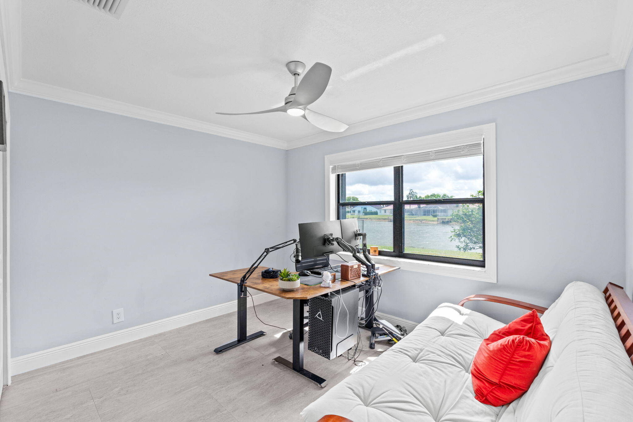 5637 Egret Isle Lake Worth, FL 33467