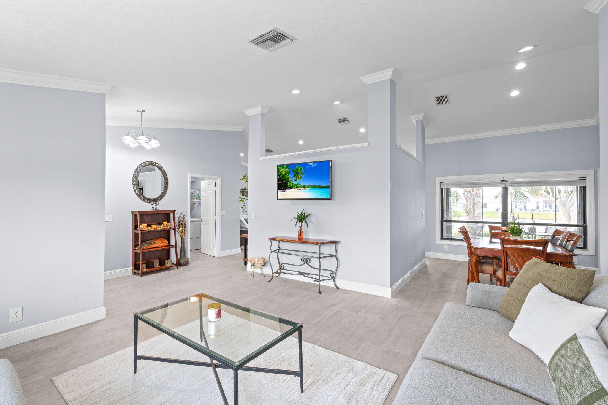 5637 Egret Isle Lake Worth, FL 33467