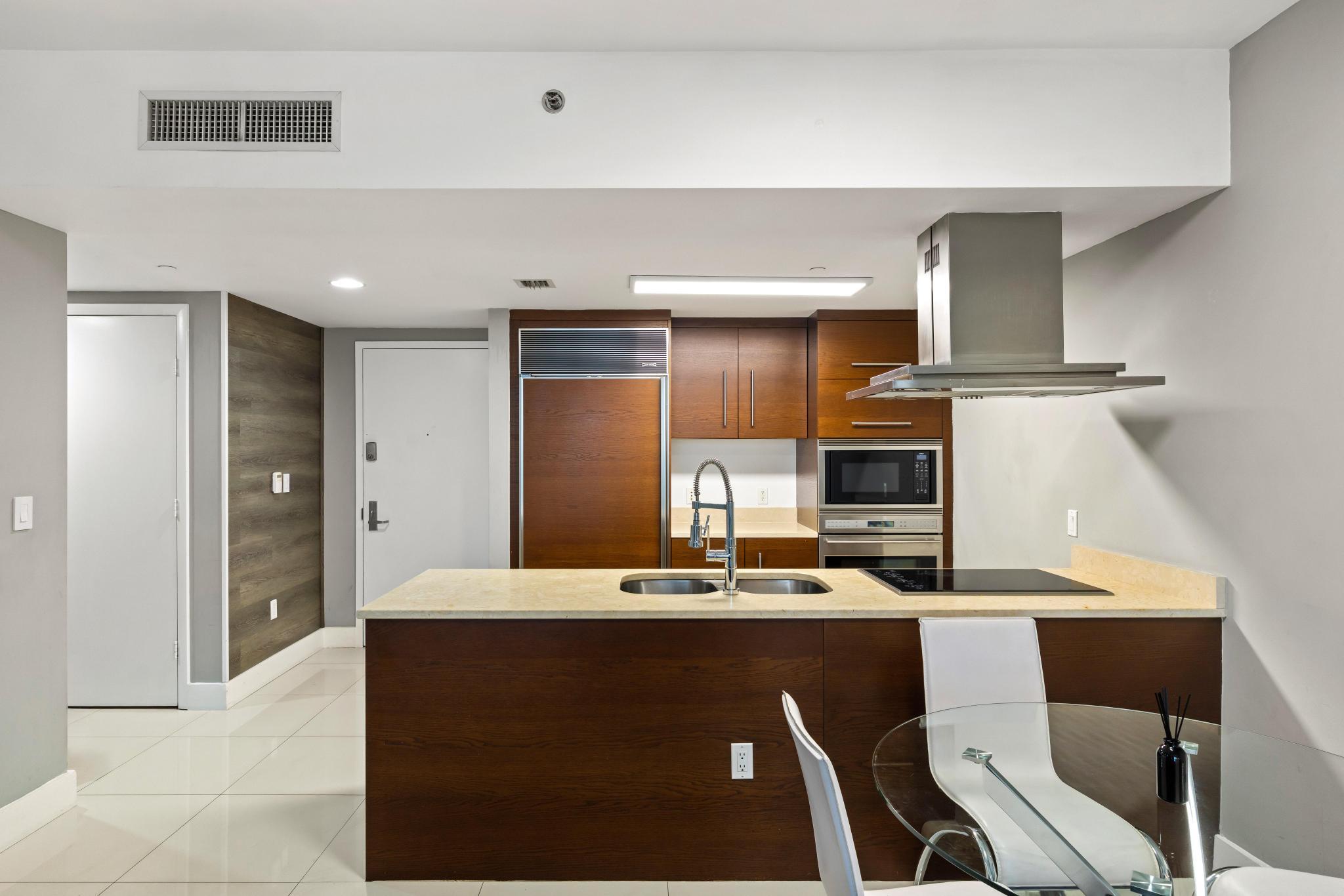 image Icon Brickell III (W Miami)16