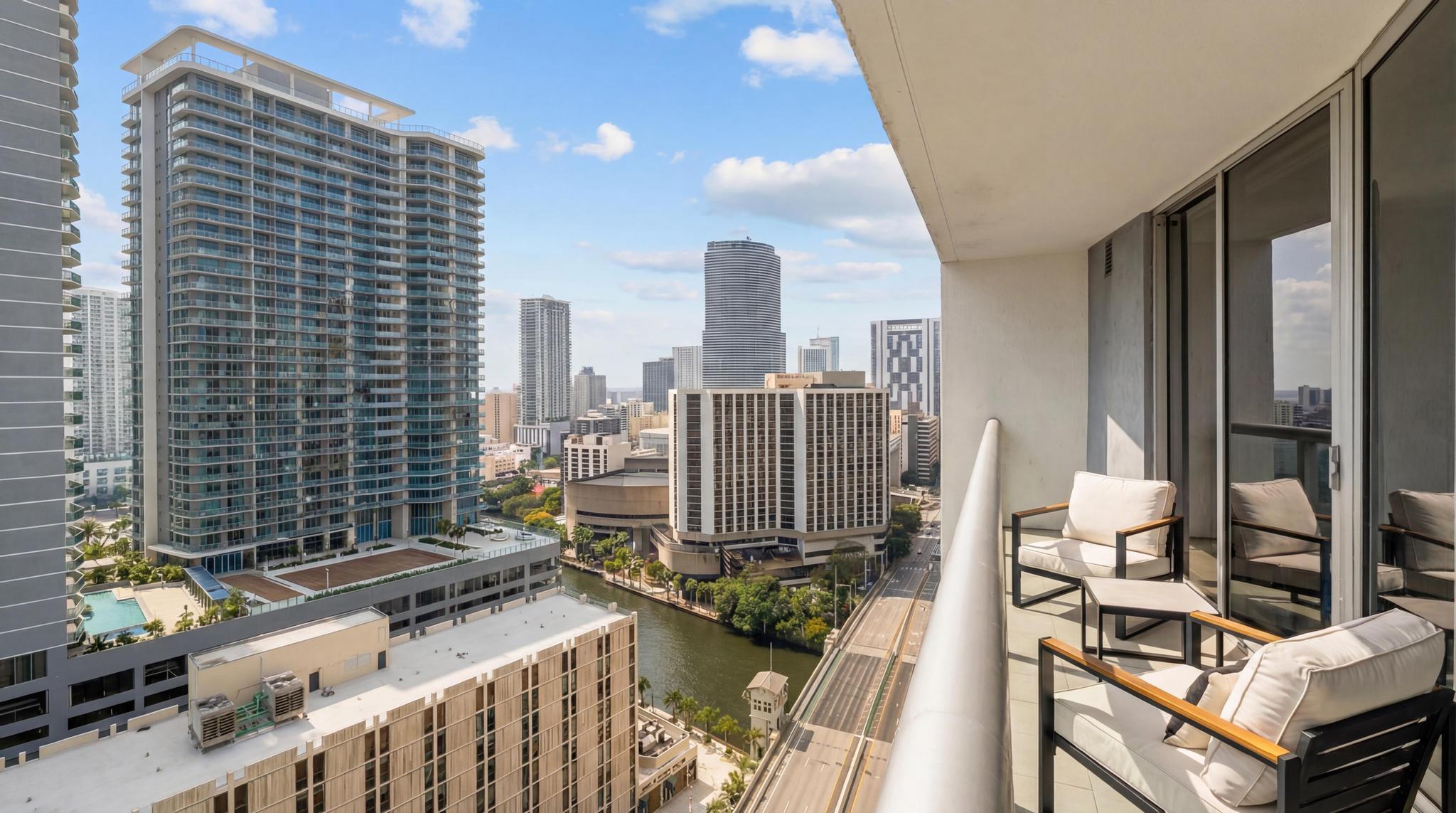 image Icon Brickell III (W Miami)25