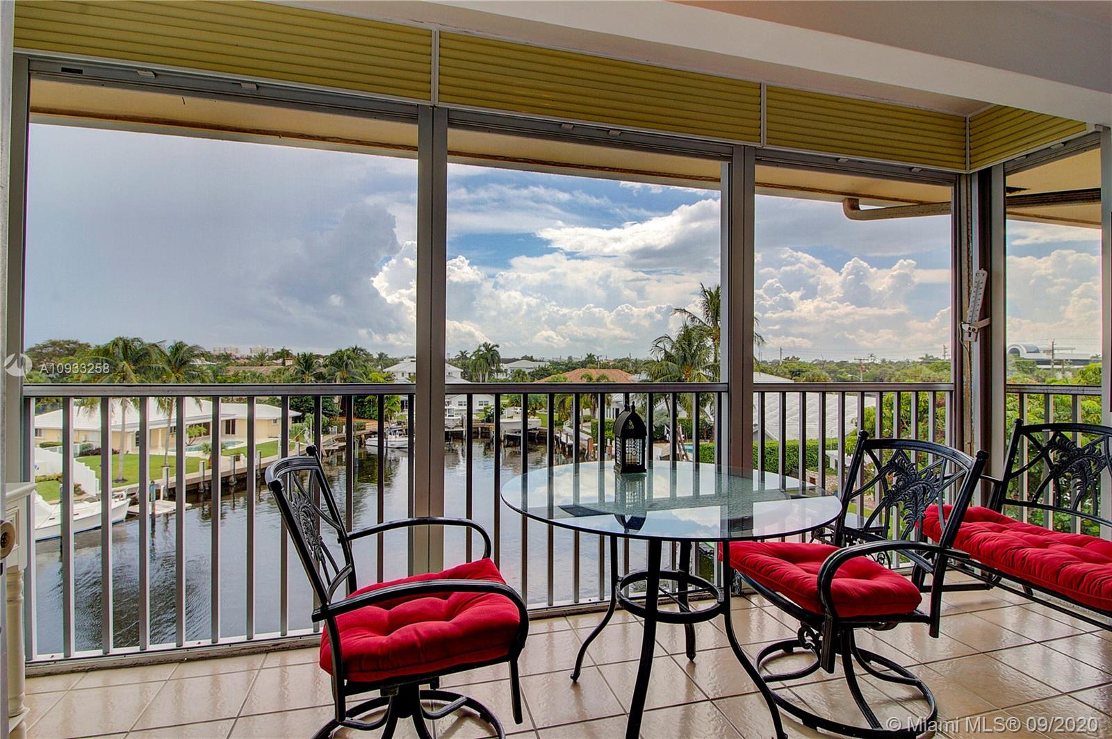 698 NE Spanish River Blvd #42