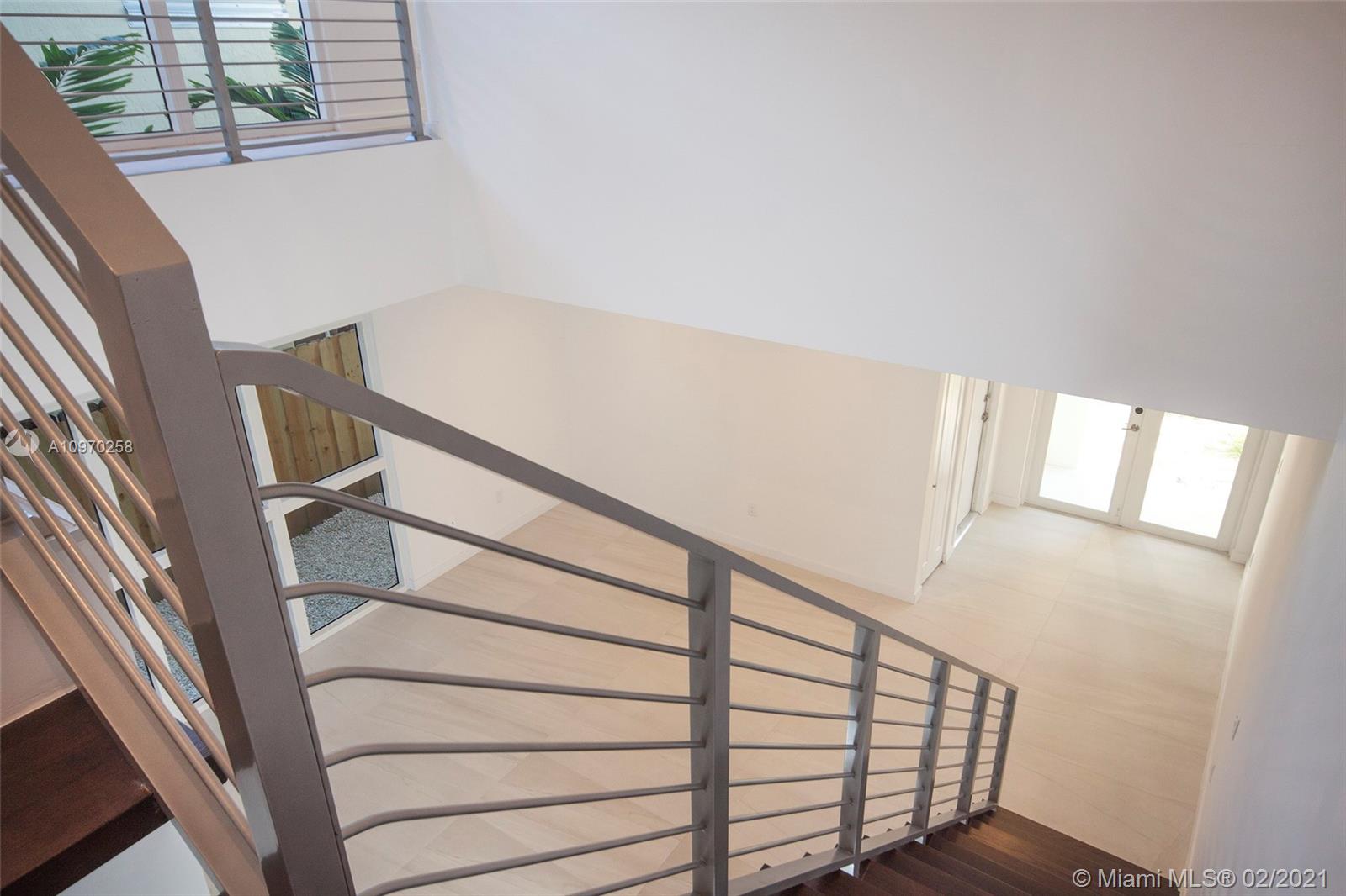 3227 Day Ave #3227 Miami, FL 33133