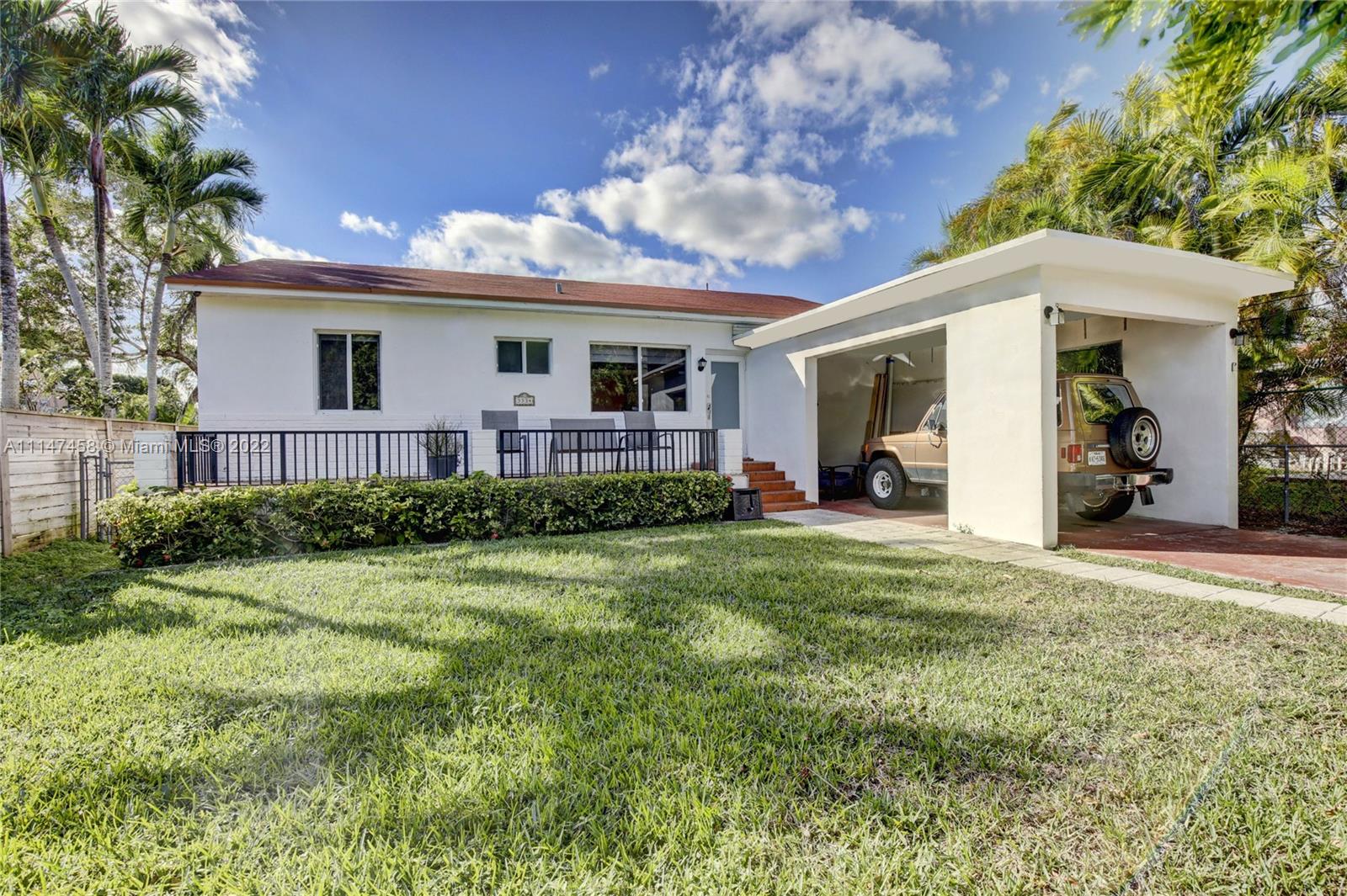 3334 SW 64th Ave