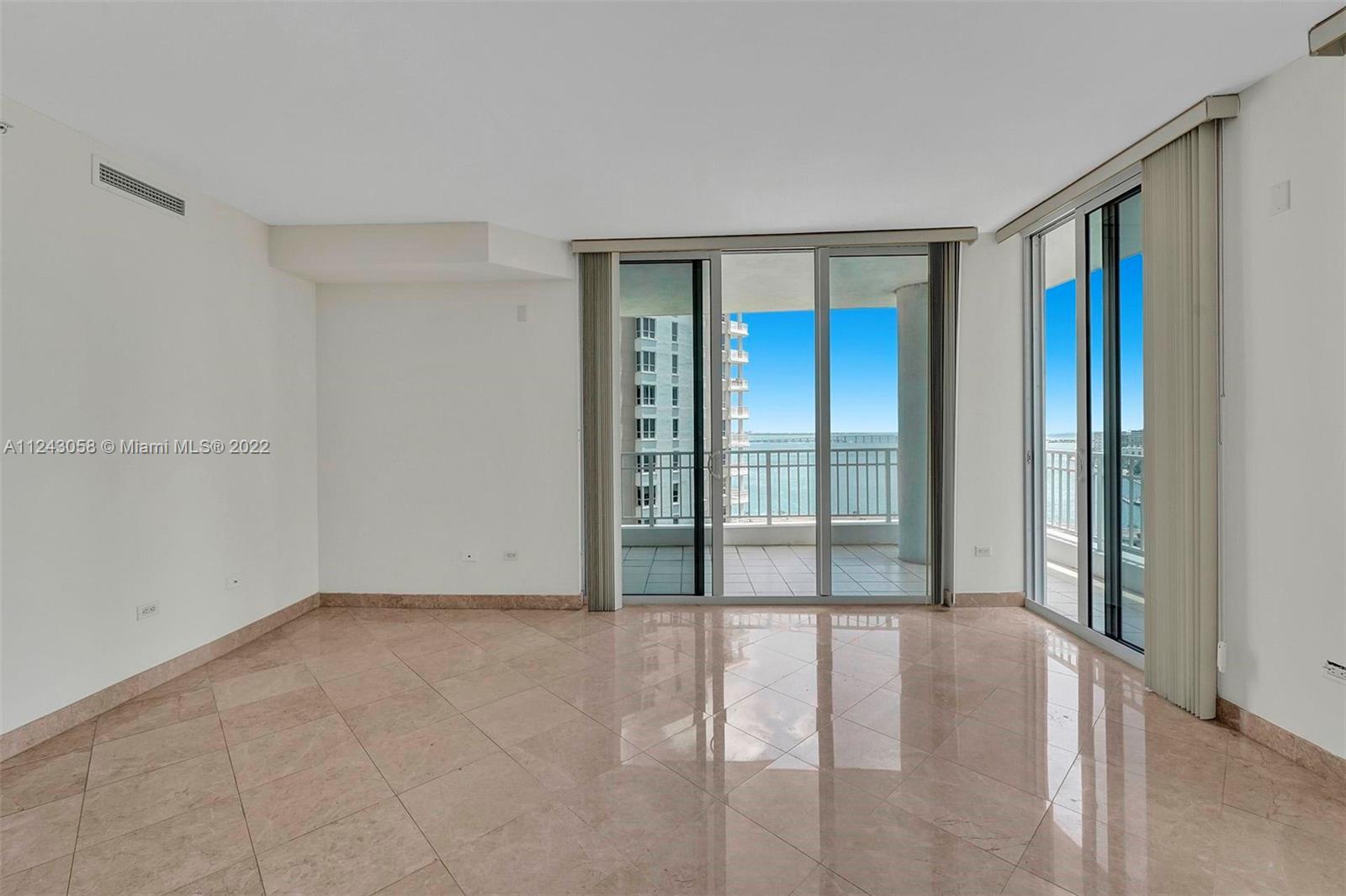 image Courts Brickell Key14