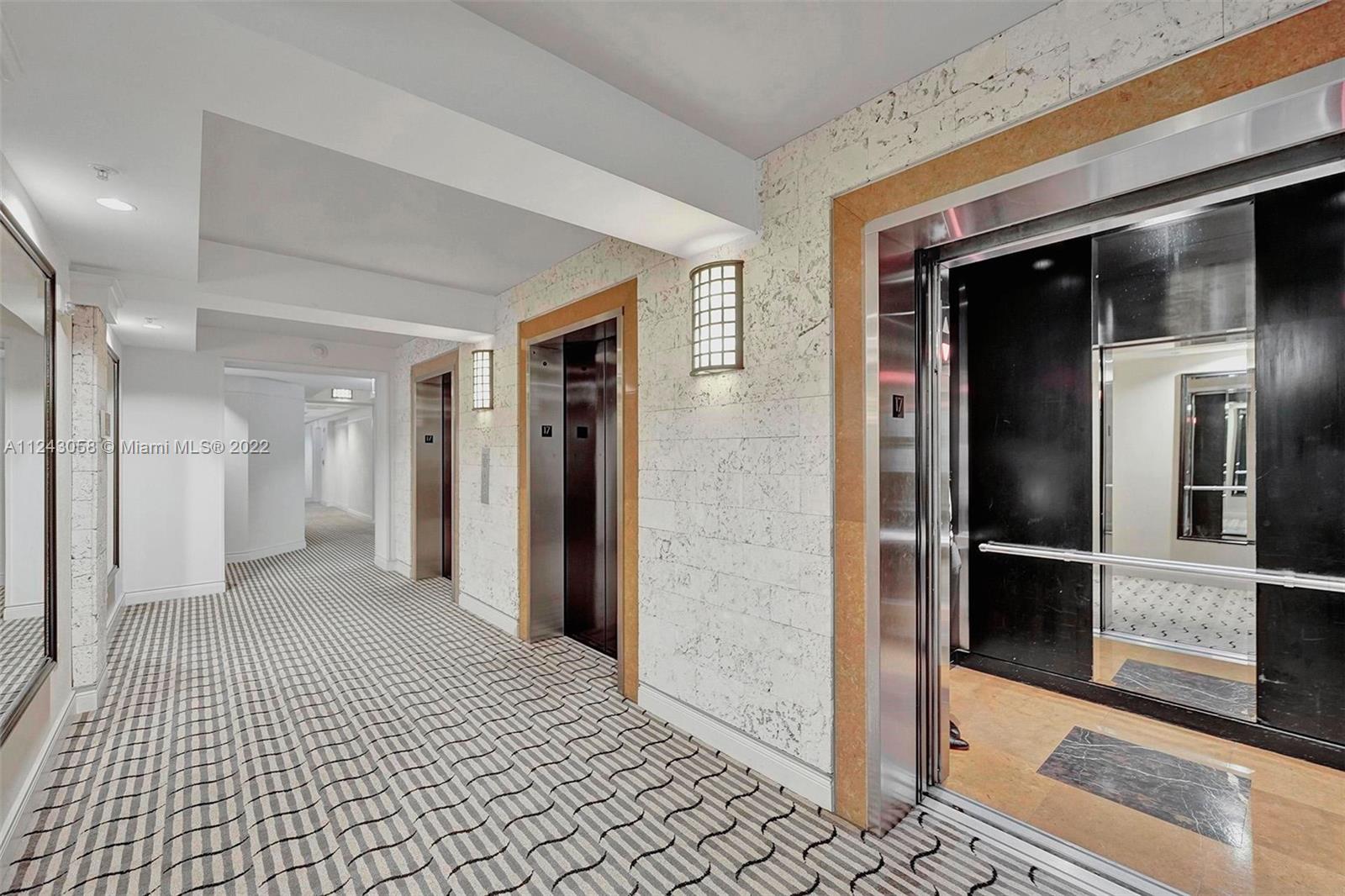 image Courts Brickell Key30