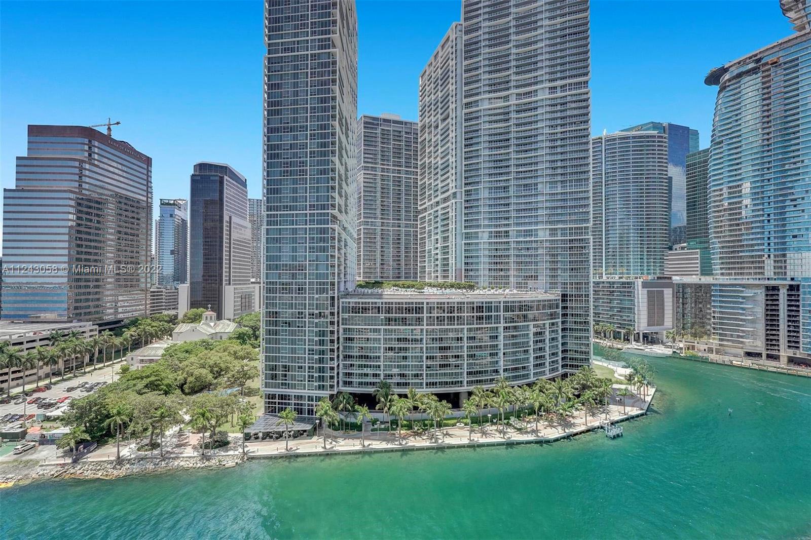 image Courts Brickell Key4