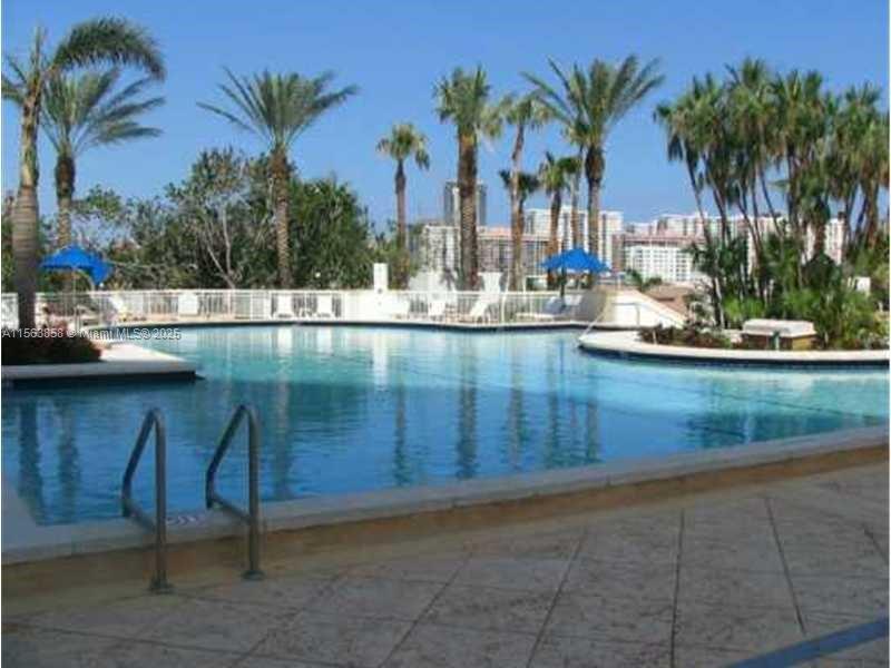 image North Tower At The Point49