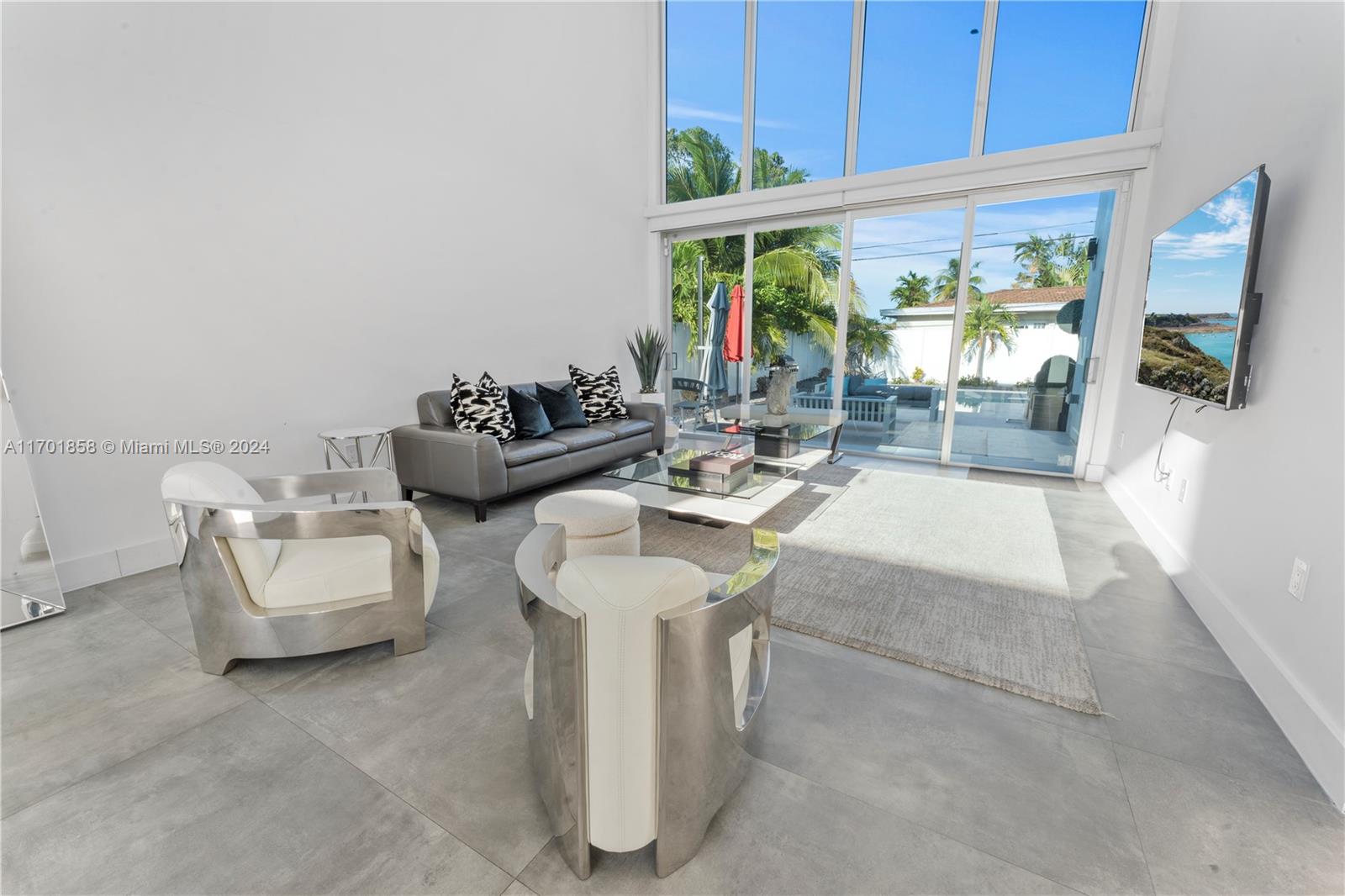 7525 Buccaneer Ave North Bay Village, FL 33141