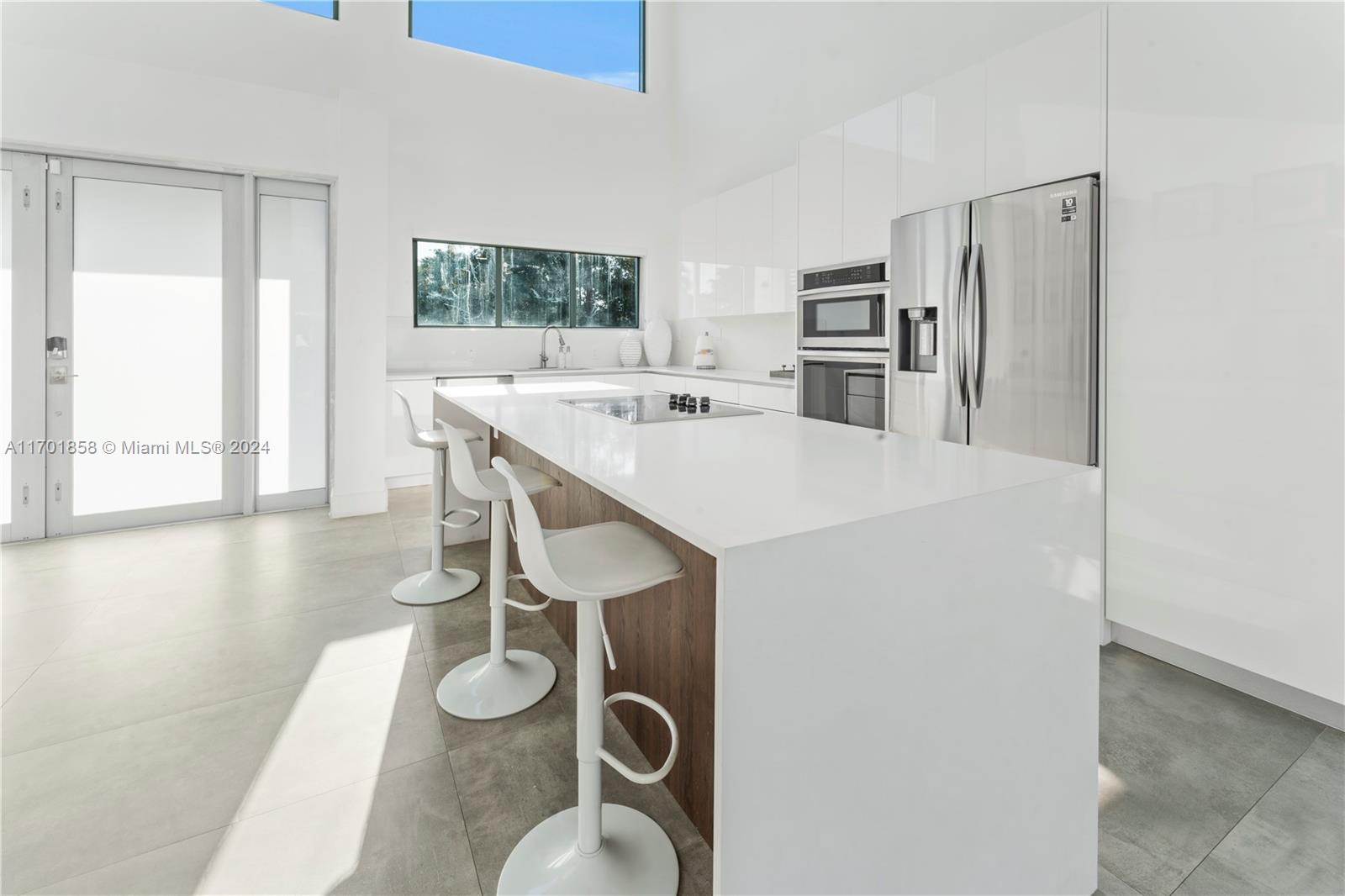 7525 Buccaneer Ave North Bay Village, FL 33141