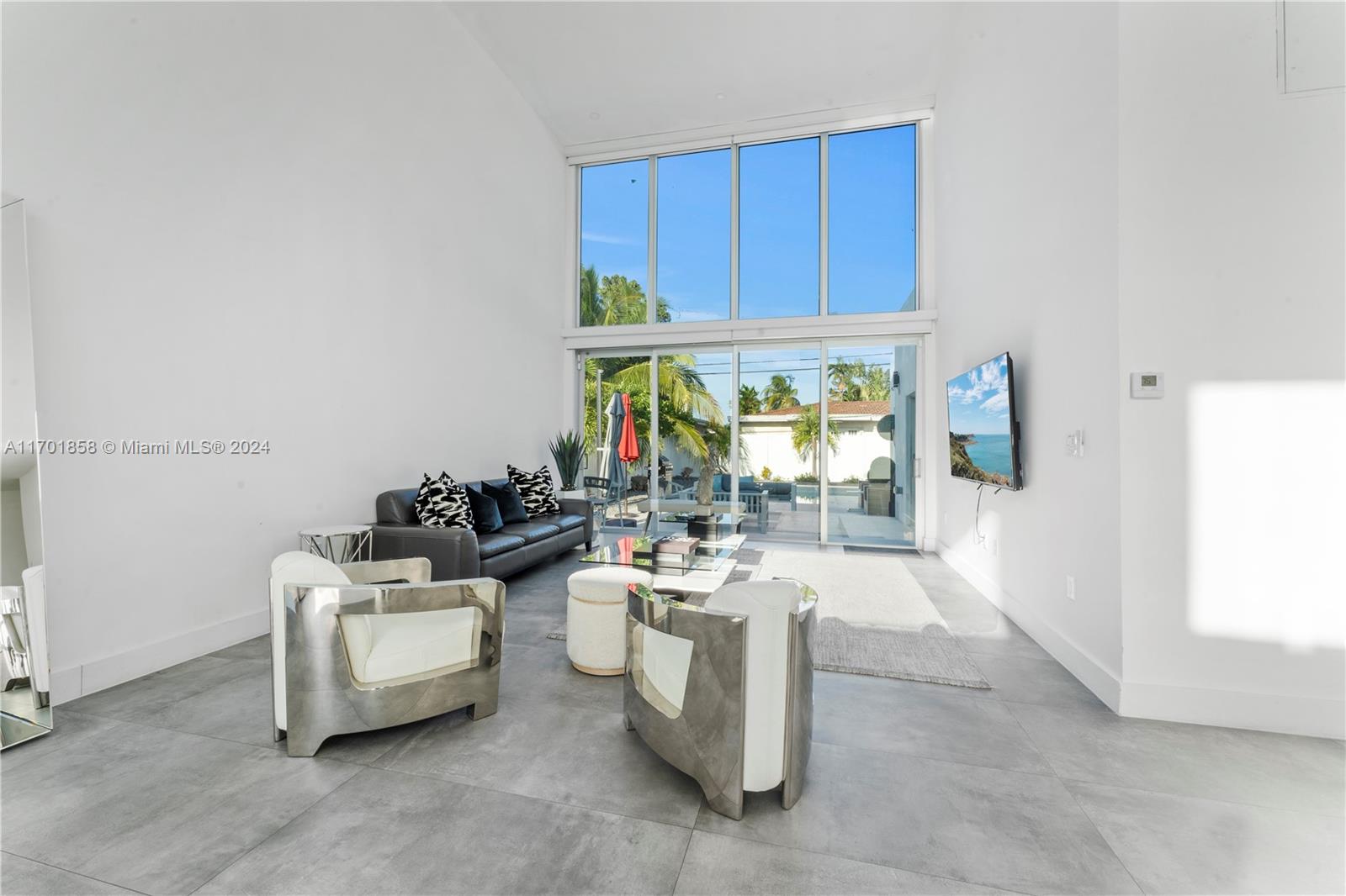 7525 Buccaneer Ave North Bay Village, FL 33141