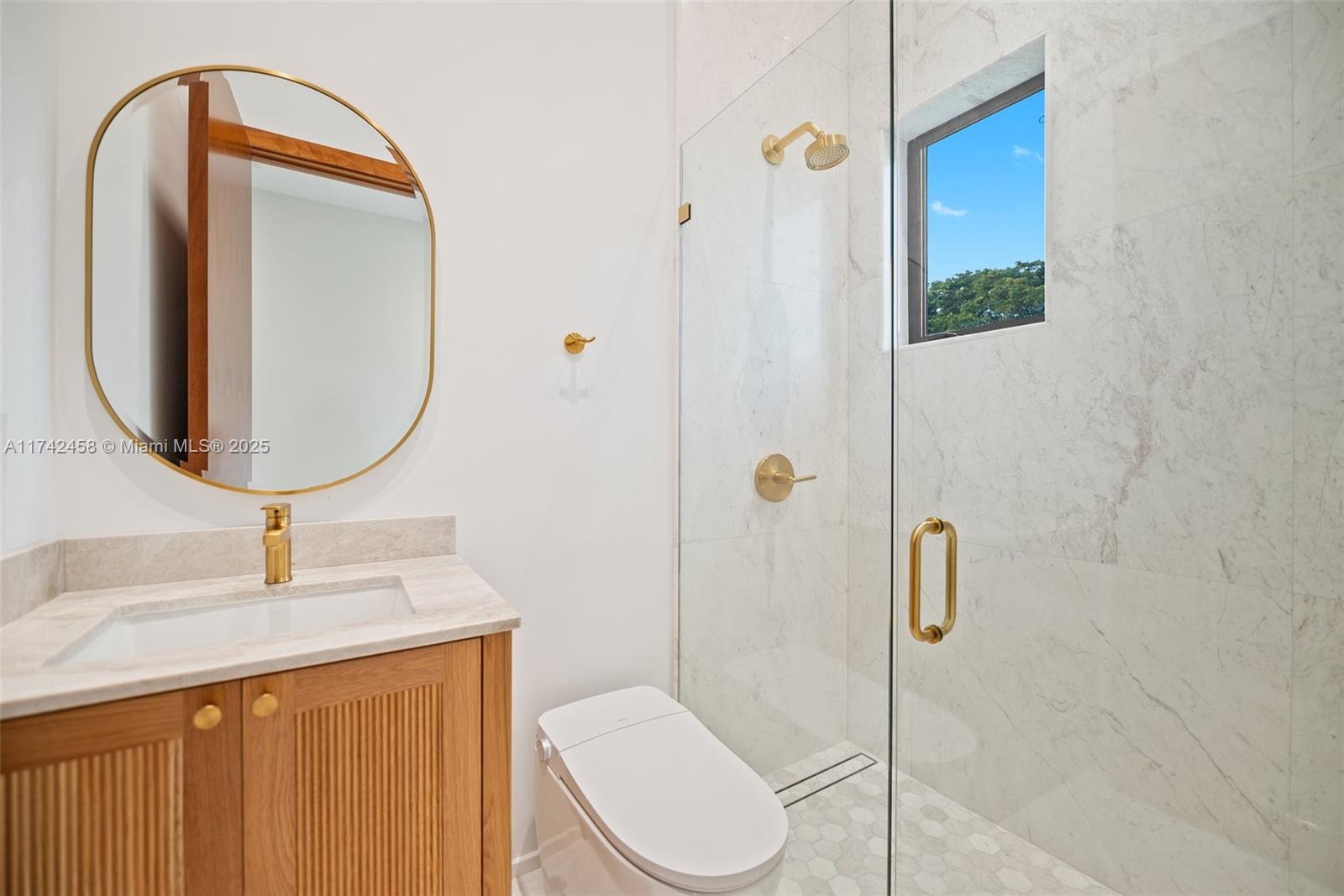 7775 SW 72nd Ave Miami, FL 33143