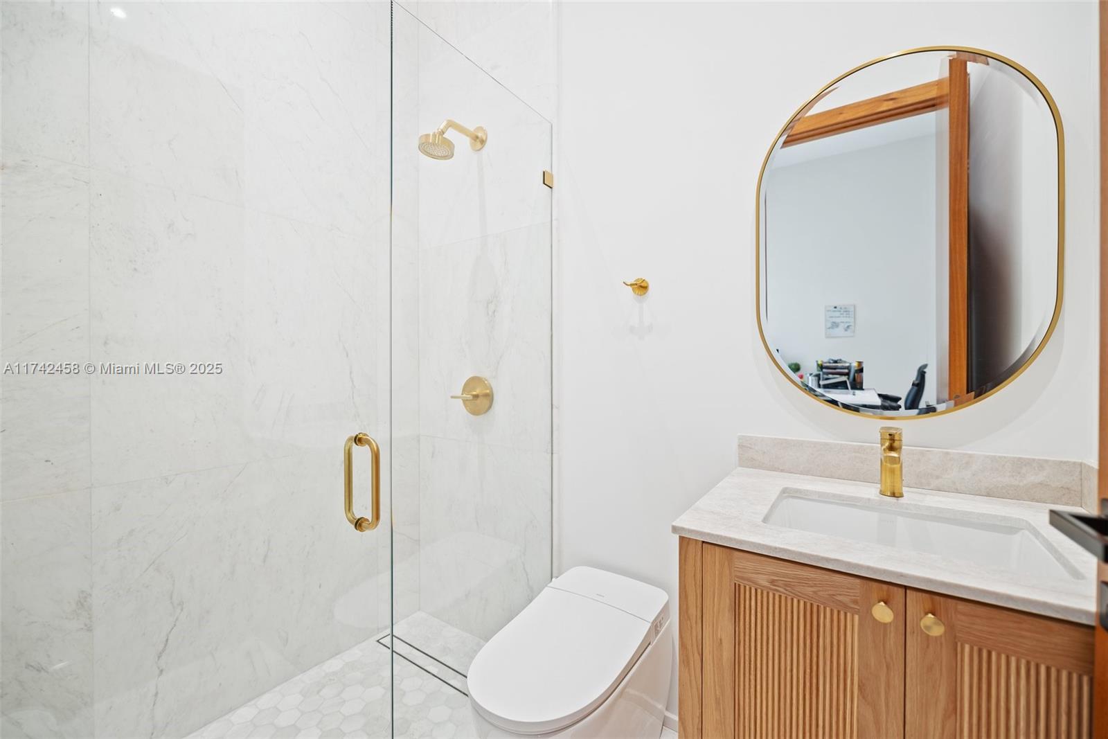 7775 SW 72nd Ave Miami, FL 33143