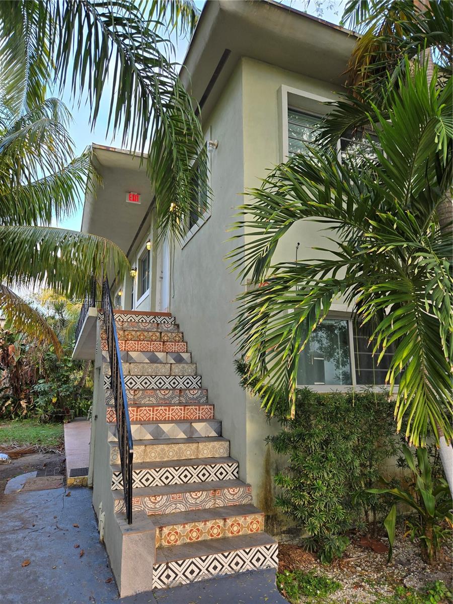 7025 Rue Granville