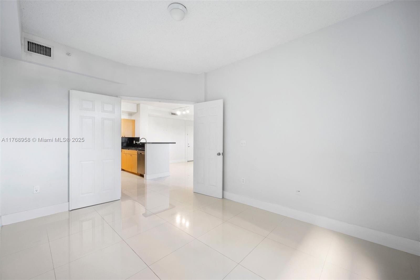 1900 Van Buren St #106B,Hollywood, FL 33020