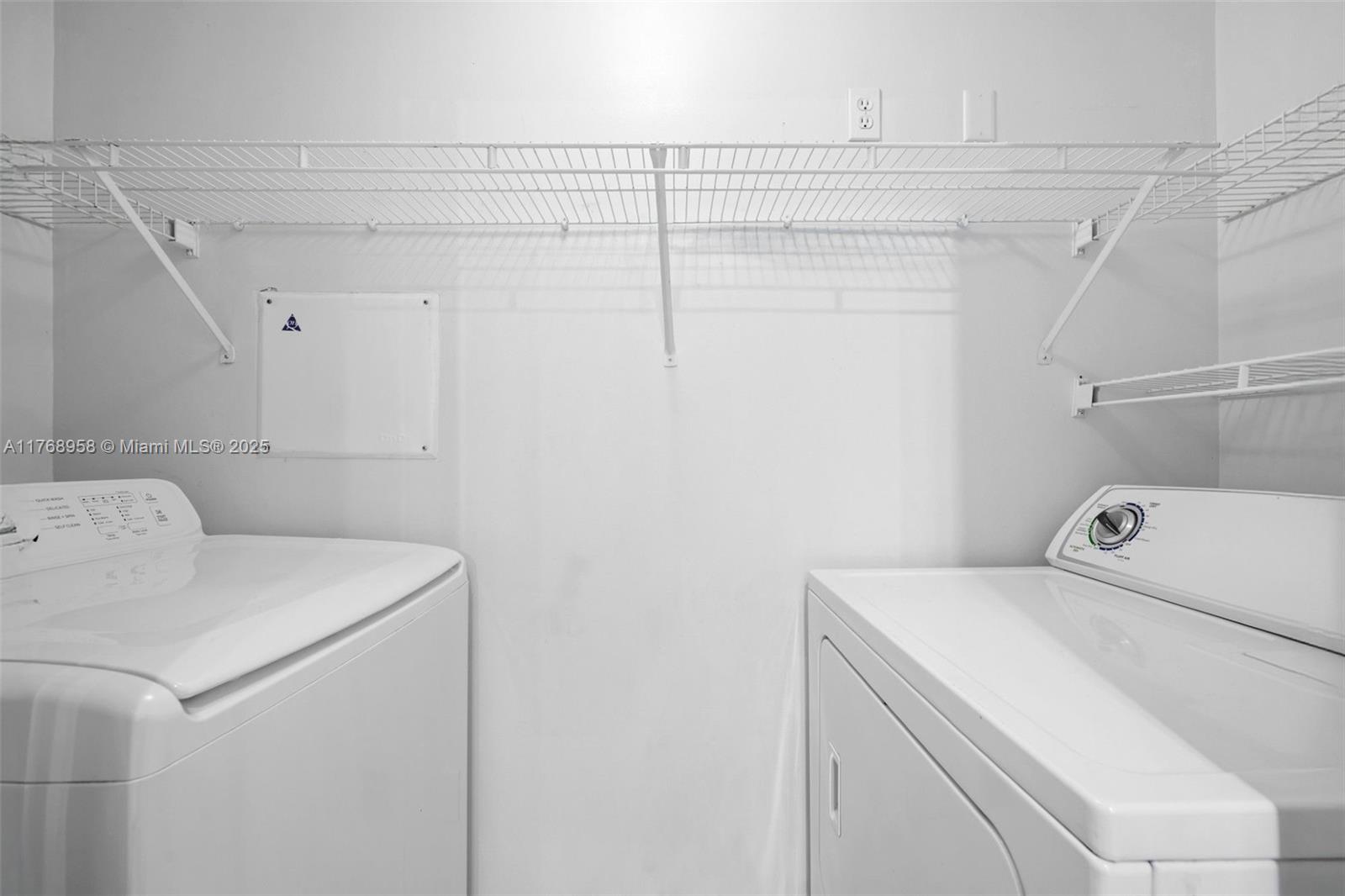 1900 Van Buren St #106B,Hollywood, FL 33020