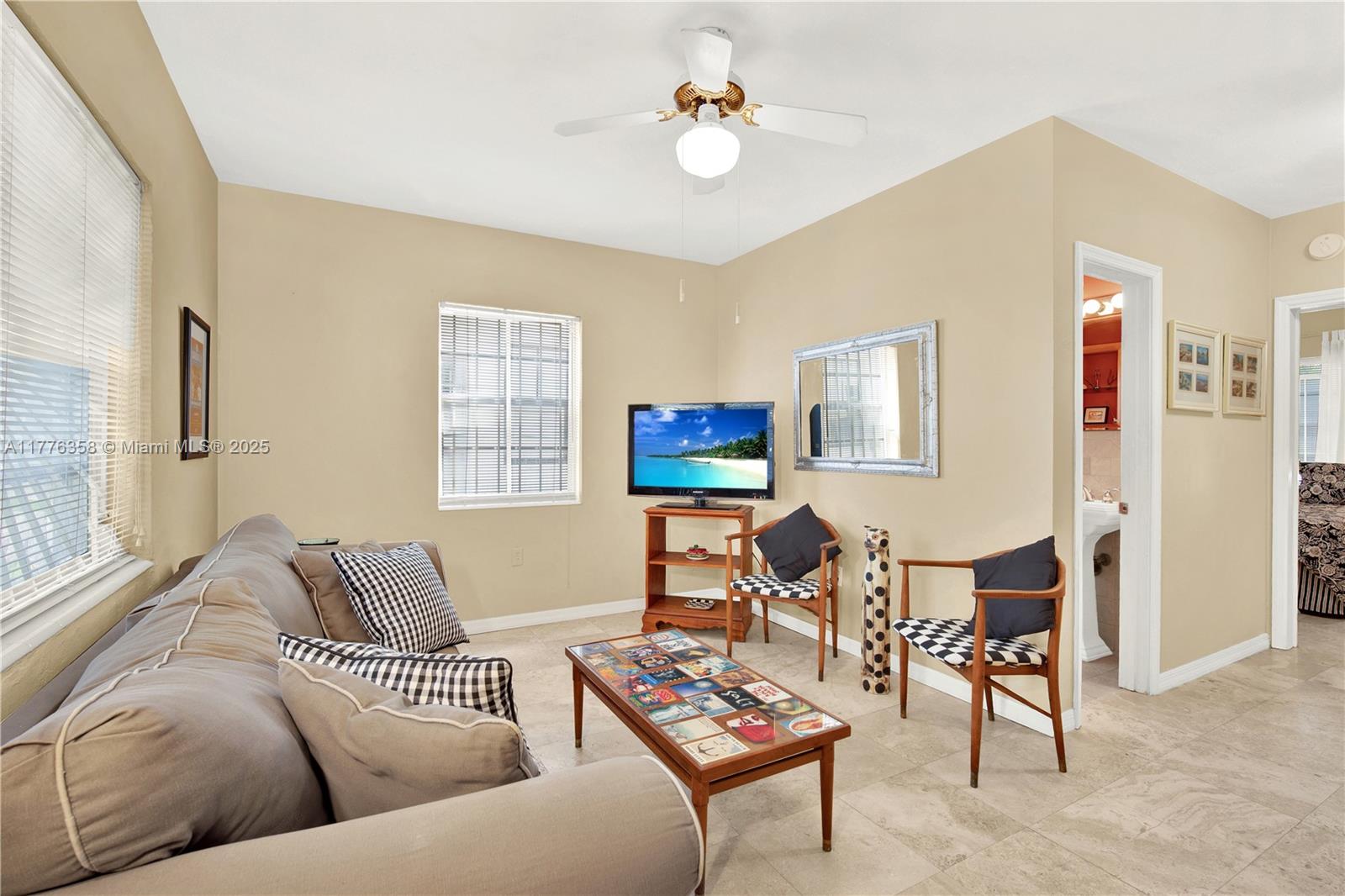 image Lincoln Road Villas0