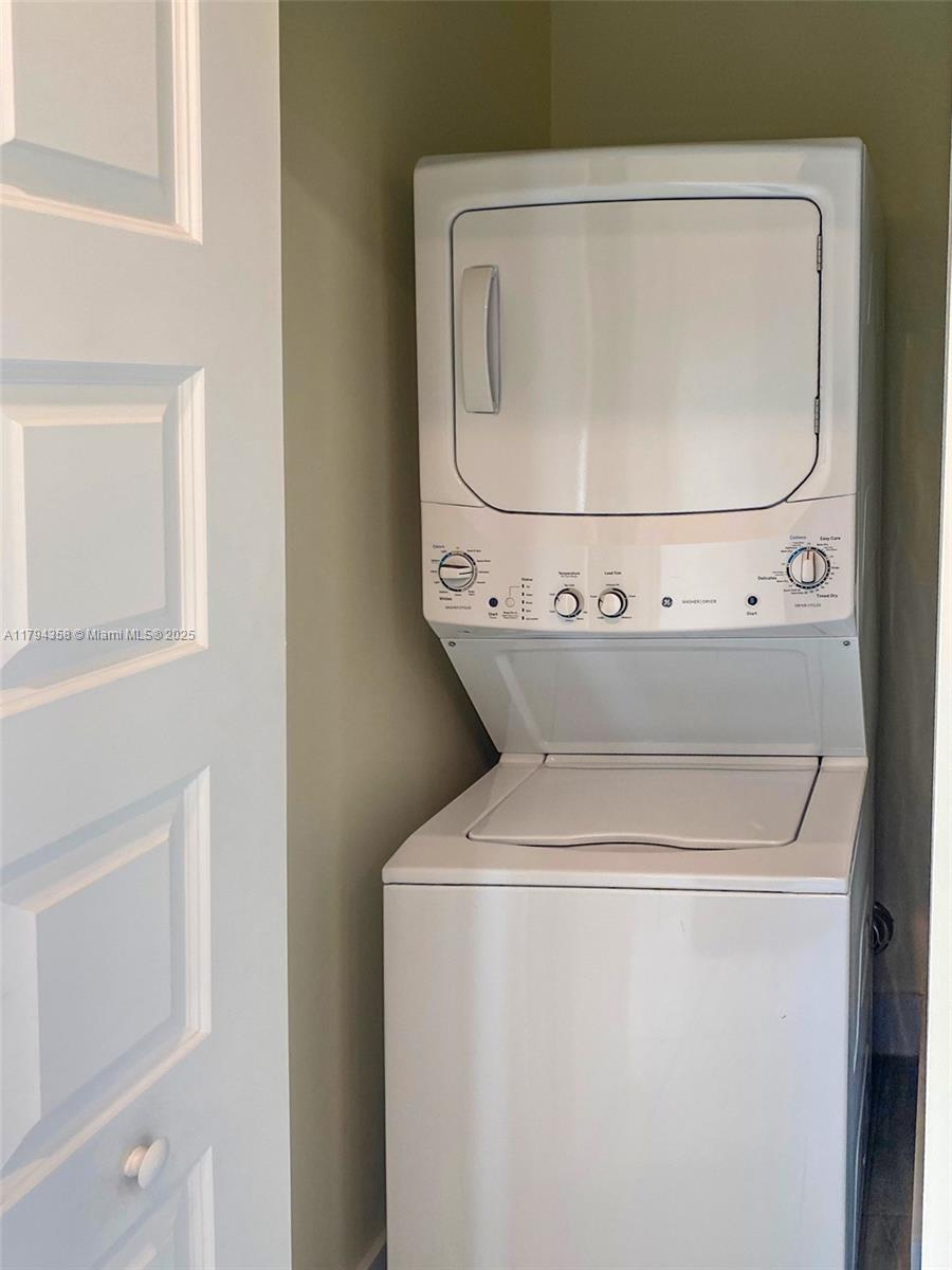 8301 NW 41st St #B107,Doral, FL 33166