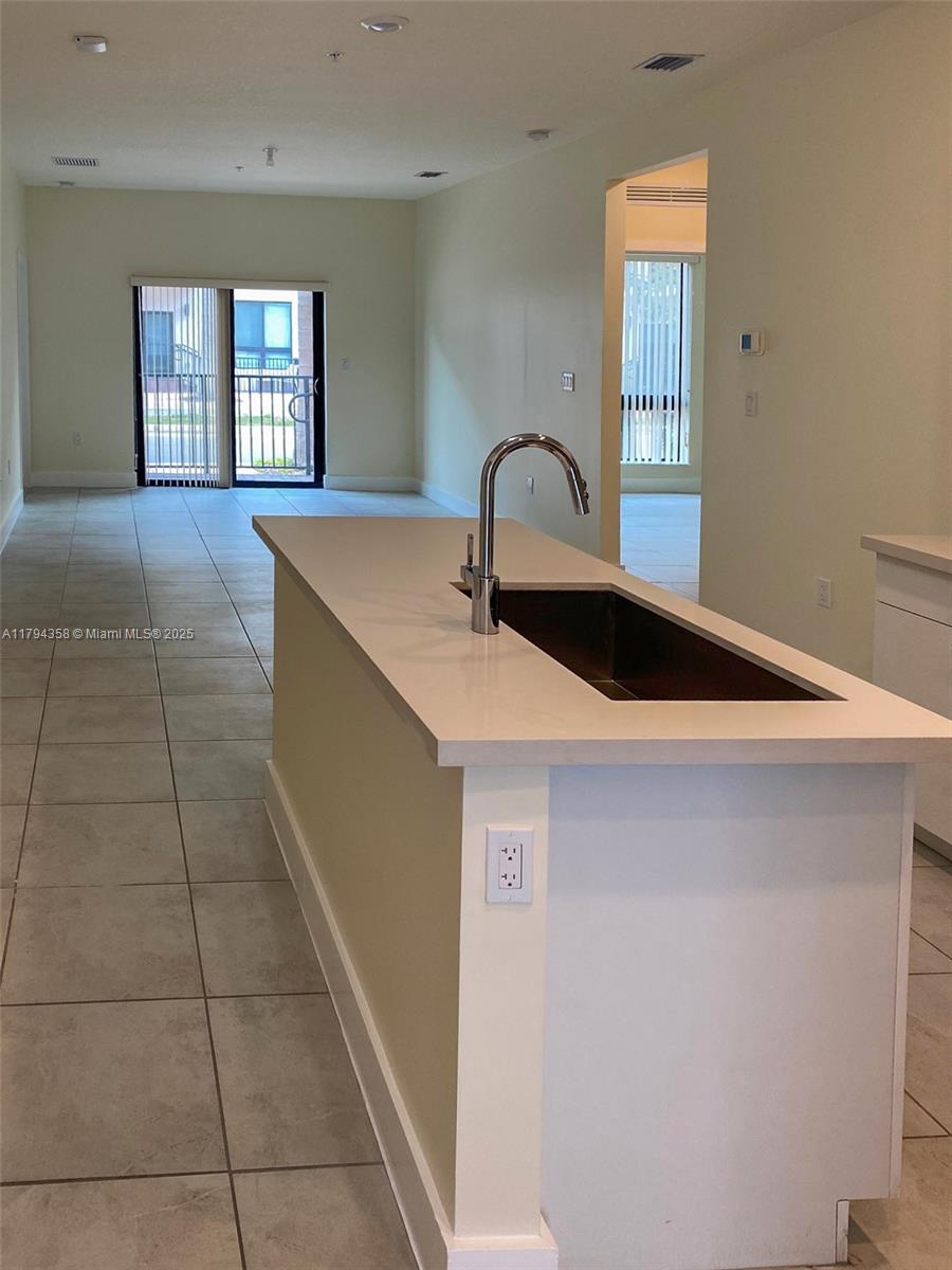 8301 NW 41st St #B107,Doral, FL 33166