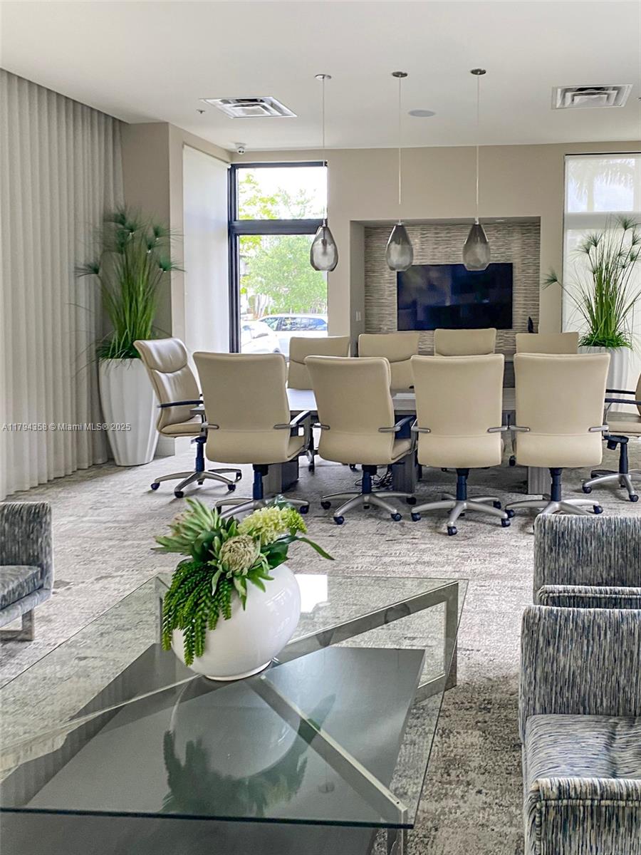 8301 NW 41st St #B107,Doral, FL 33166