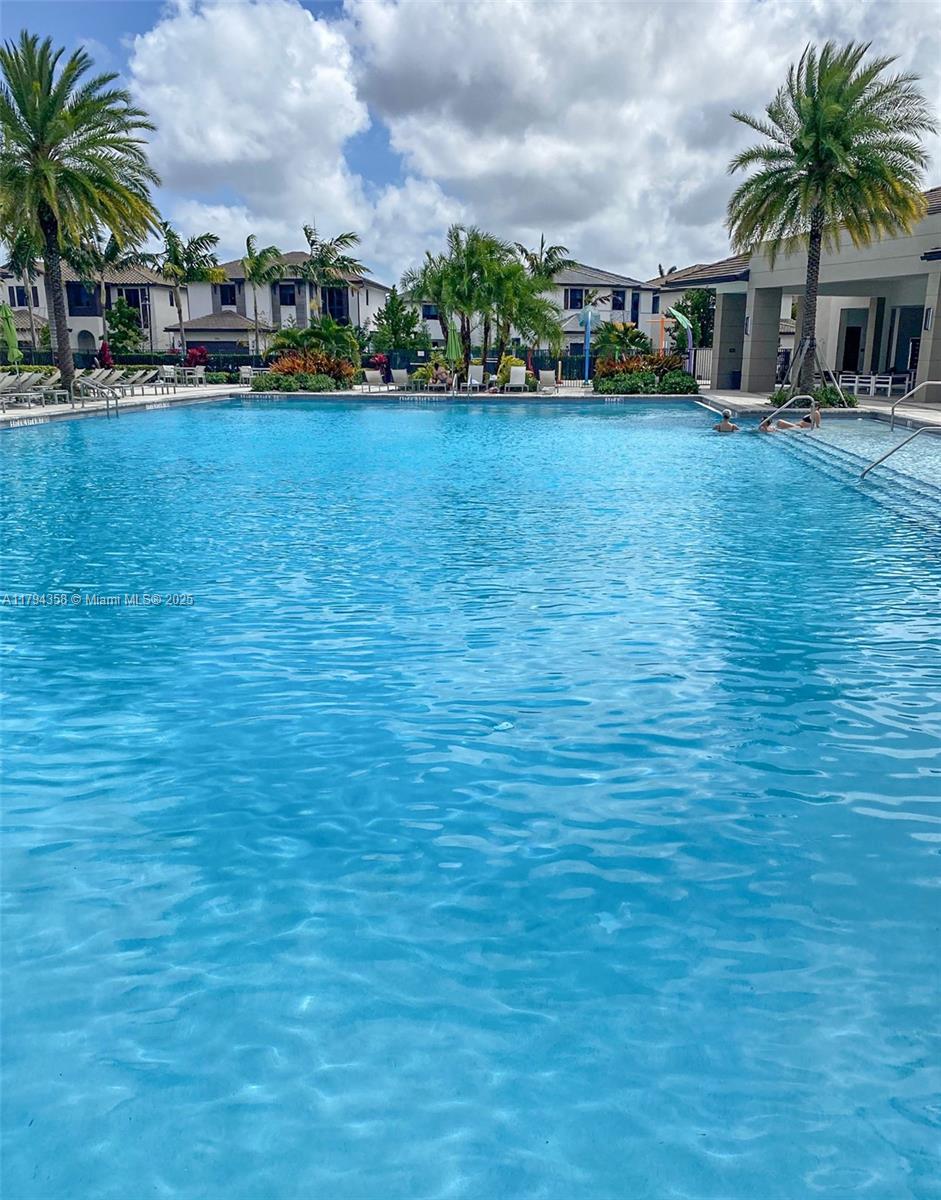 8301 NW 41st St #B107,Doral, FL 33166