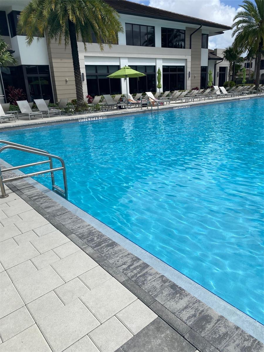 8301 NW 41st St #B107,Doral, FL 33166