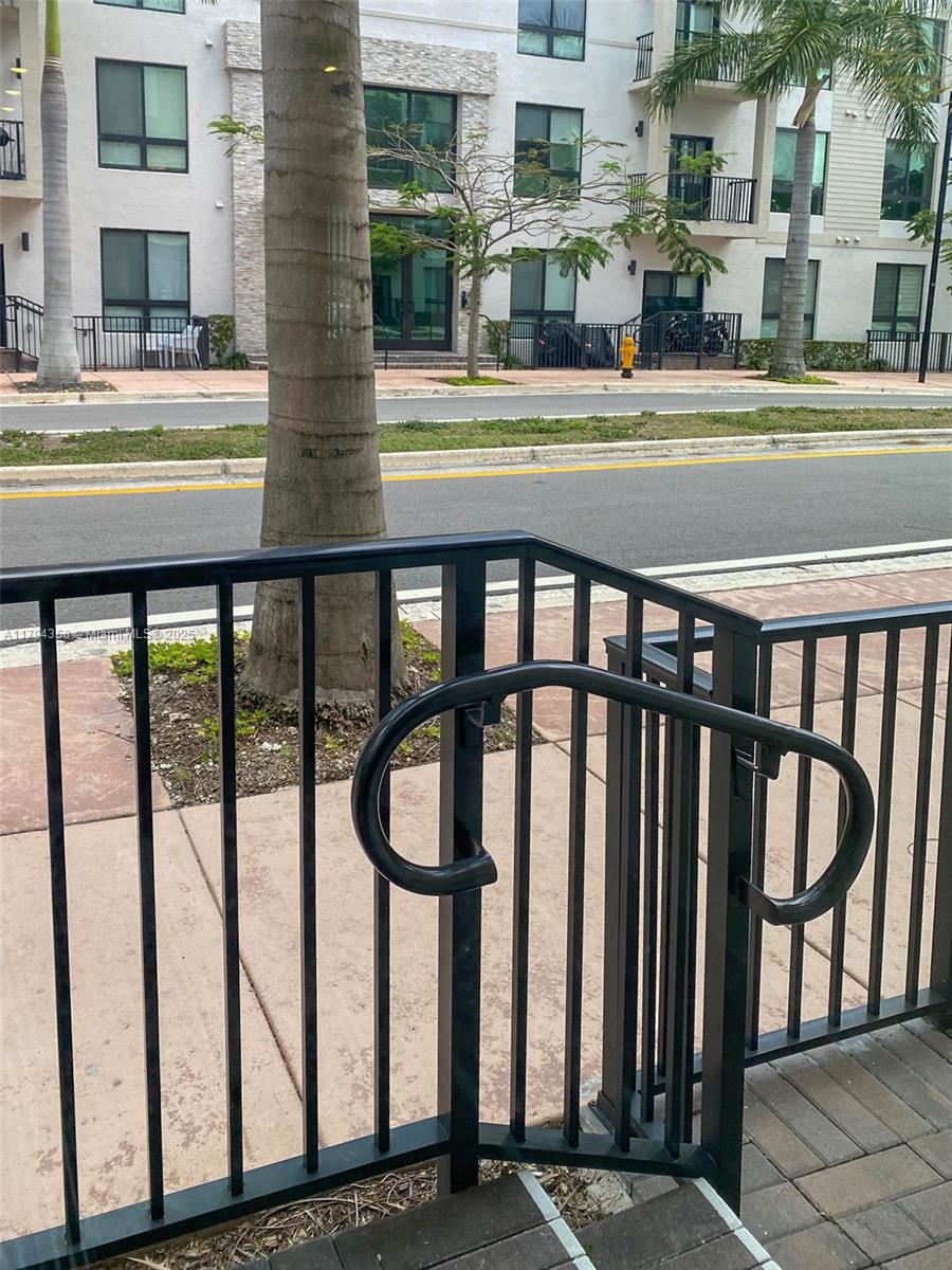 8301 NW 41st St #B107,Doral, FL 33166