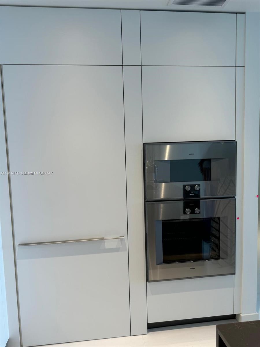 image Aston Martin Residences9