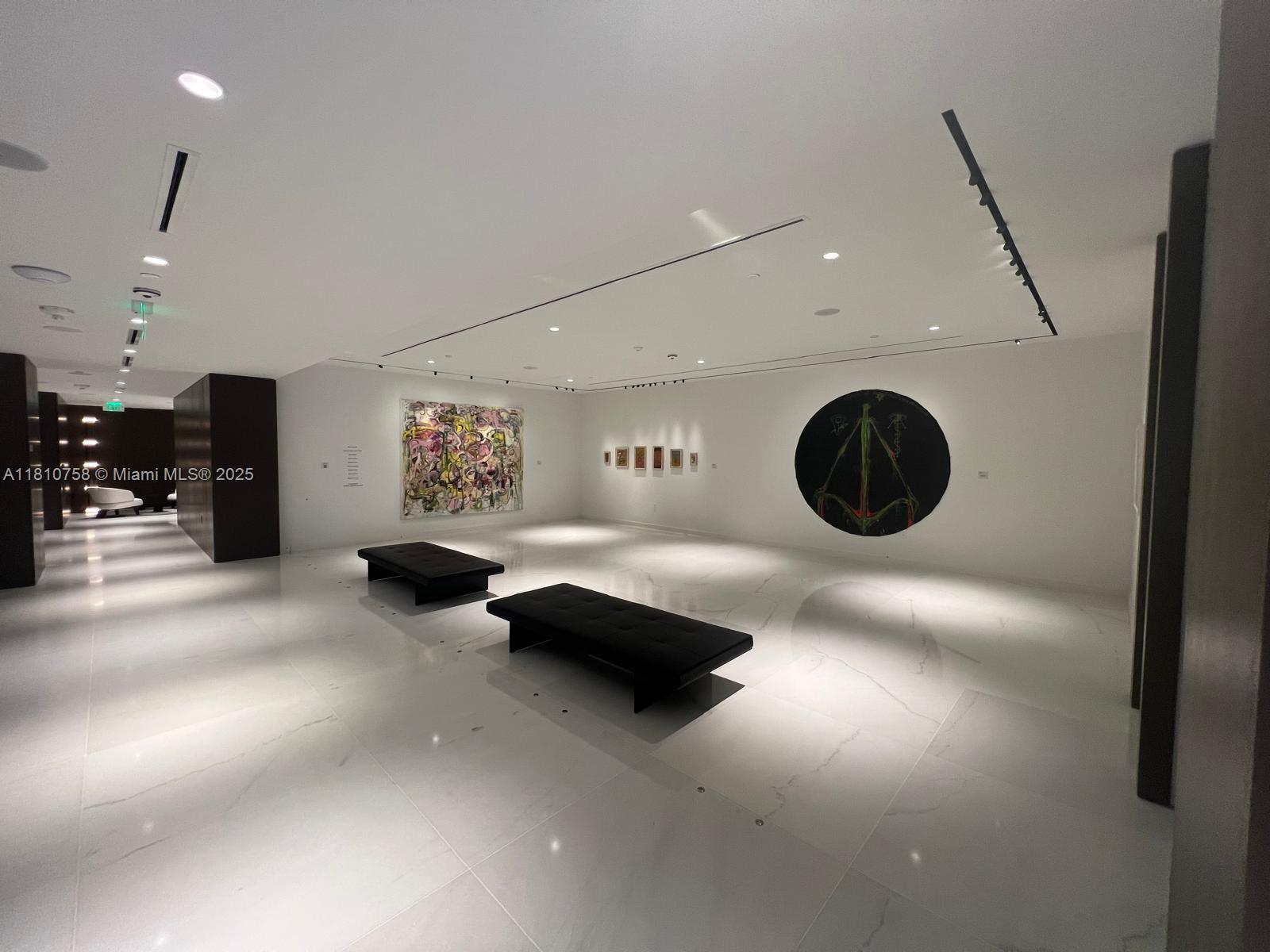 image Aston Martin Residences30