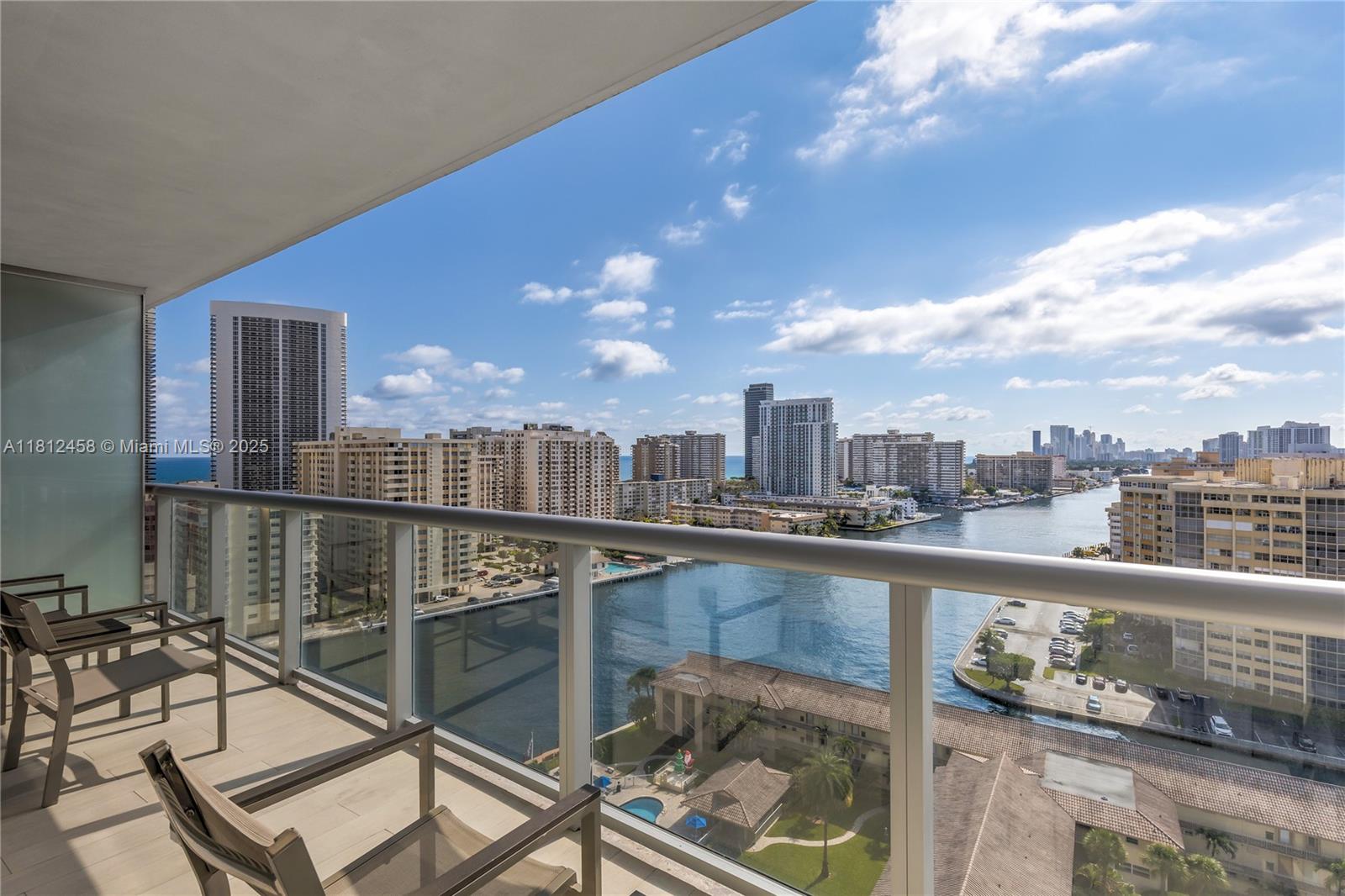 image Beachwalk Condominium23