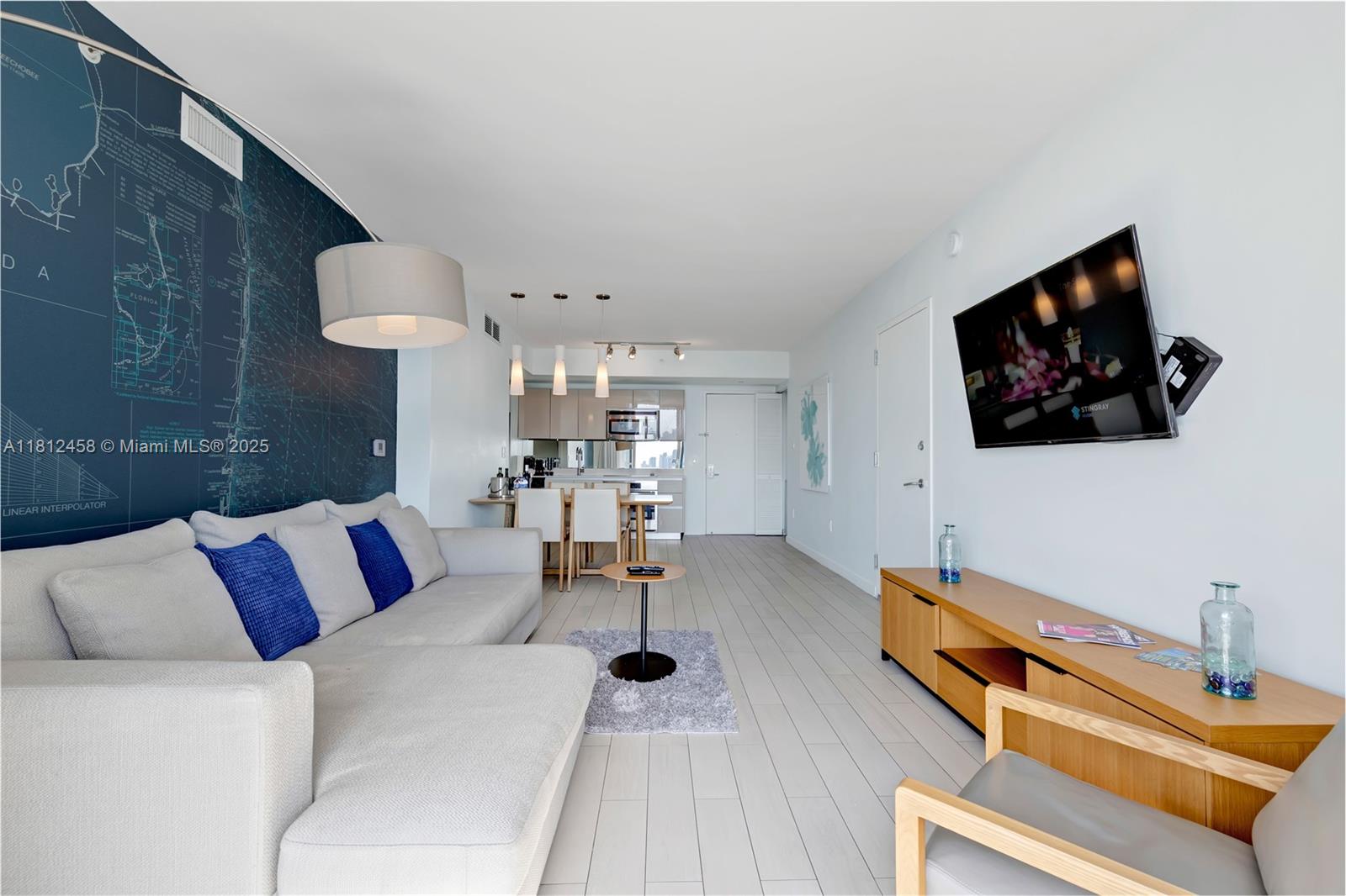 image Beachwalk Condominium5