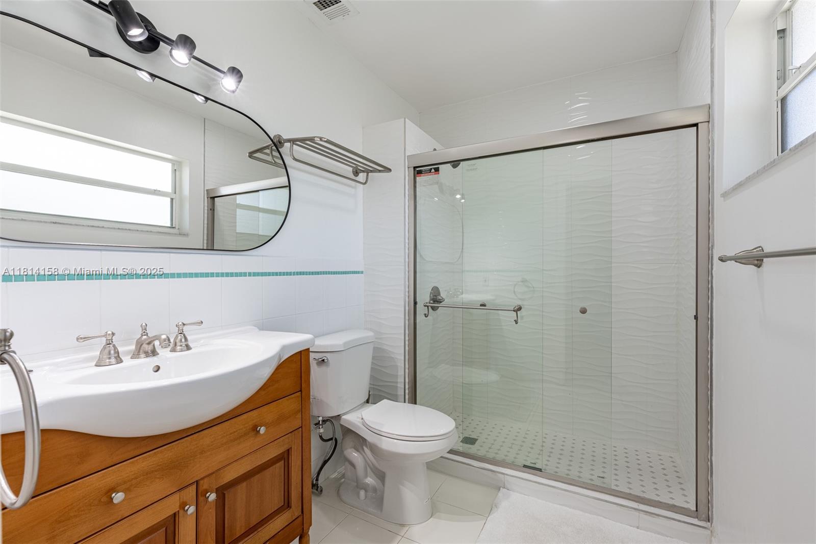 1430 Stillwater Dr #1430 Miami Beach, FL 33141